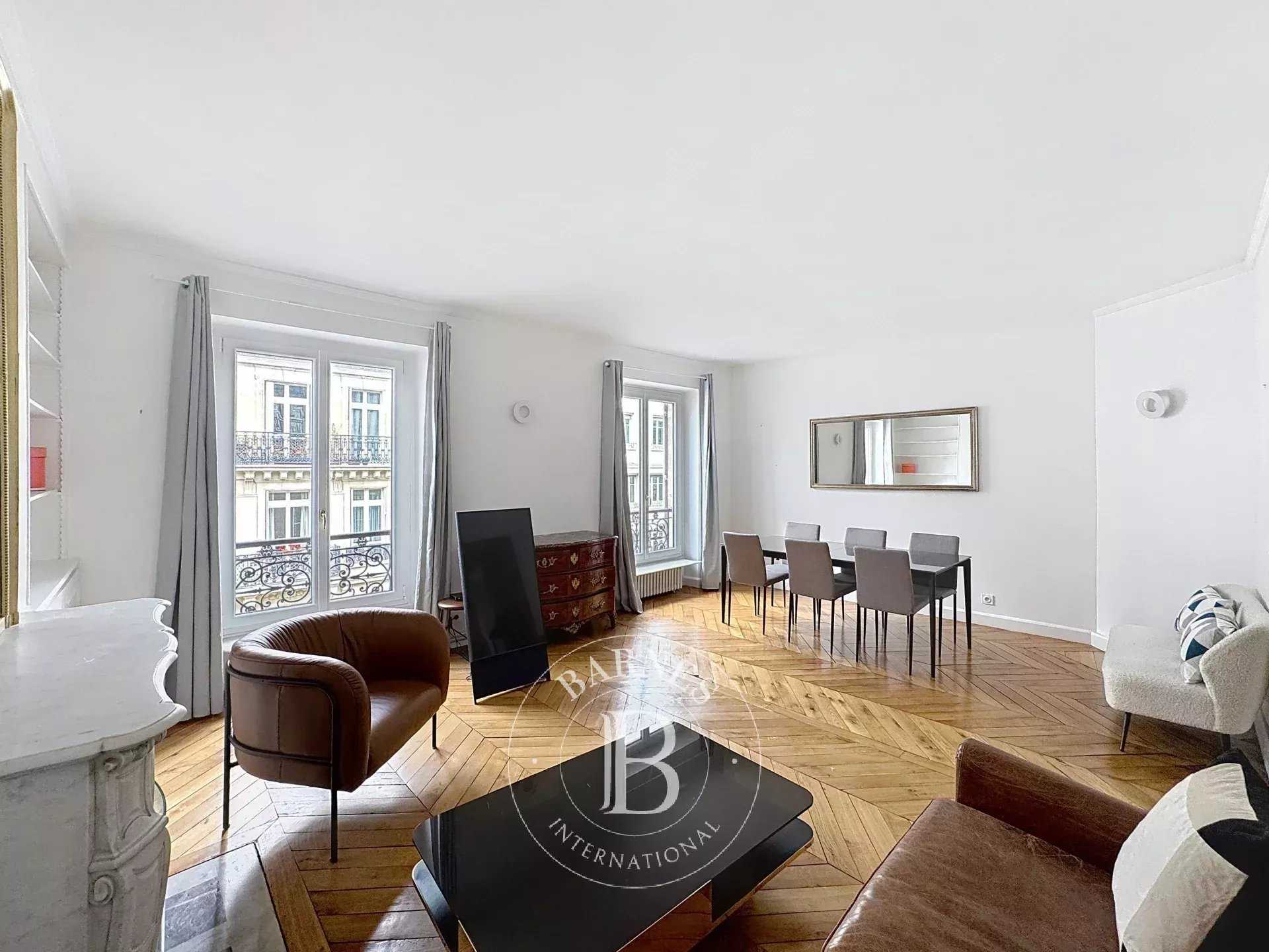Appartement Paris 75008  -  ref 85939123 (picture 3)