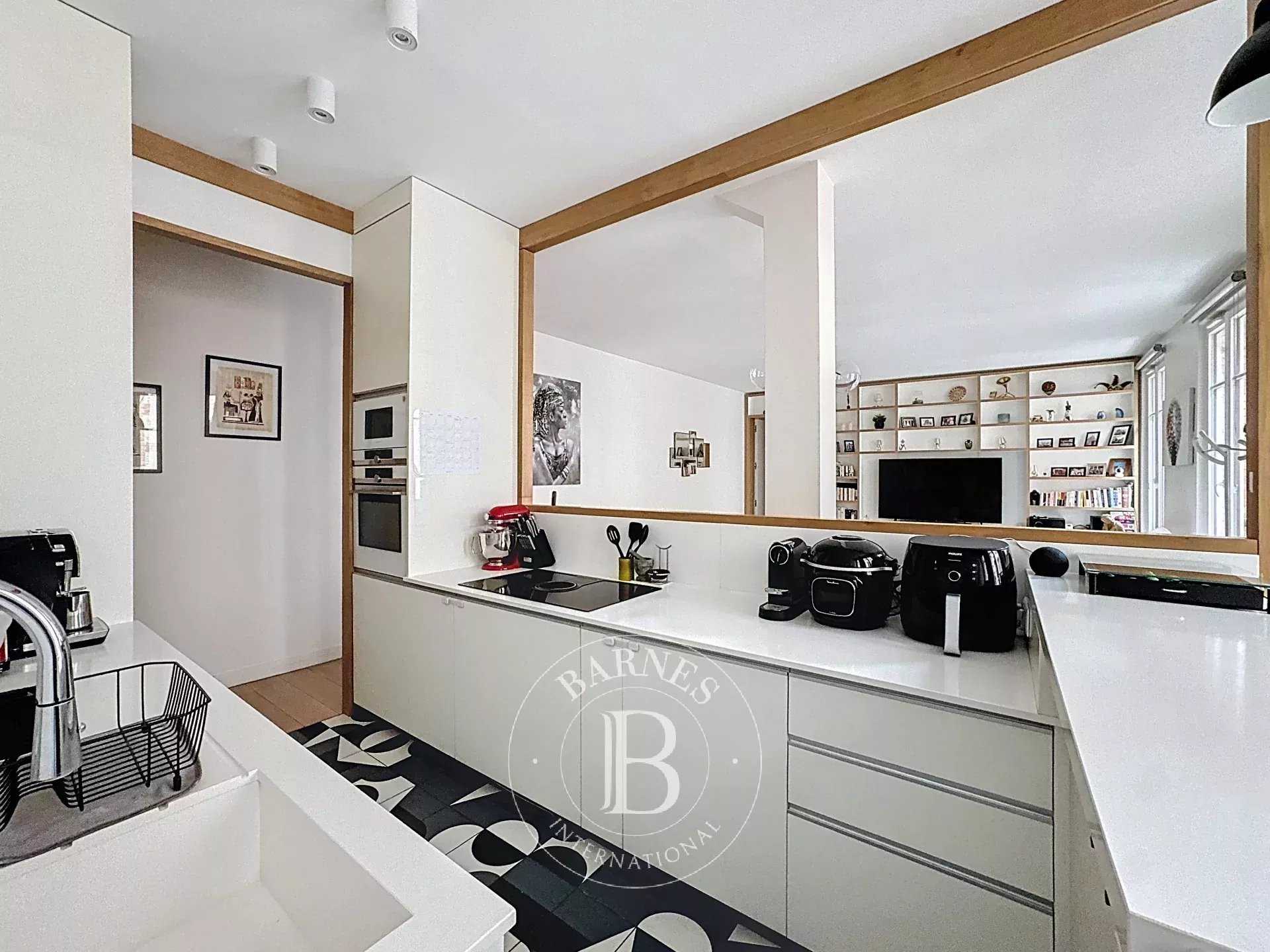 Appartement Paris 75008  -  ref 86743636 (picture 3)