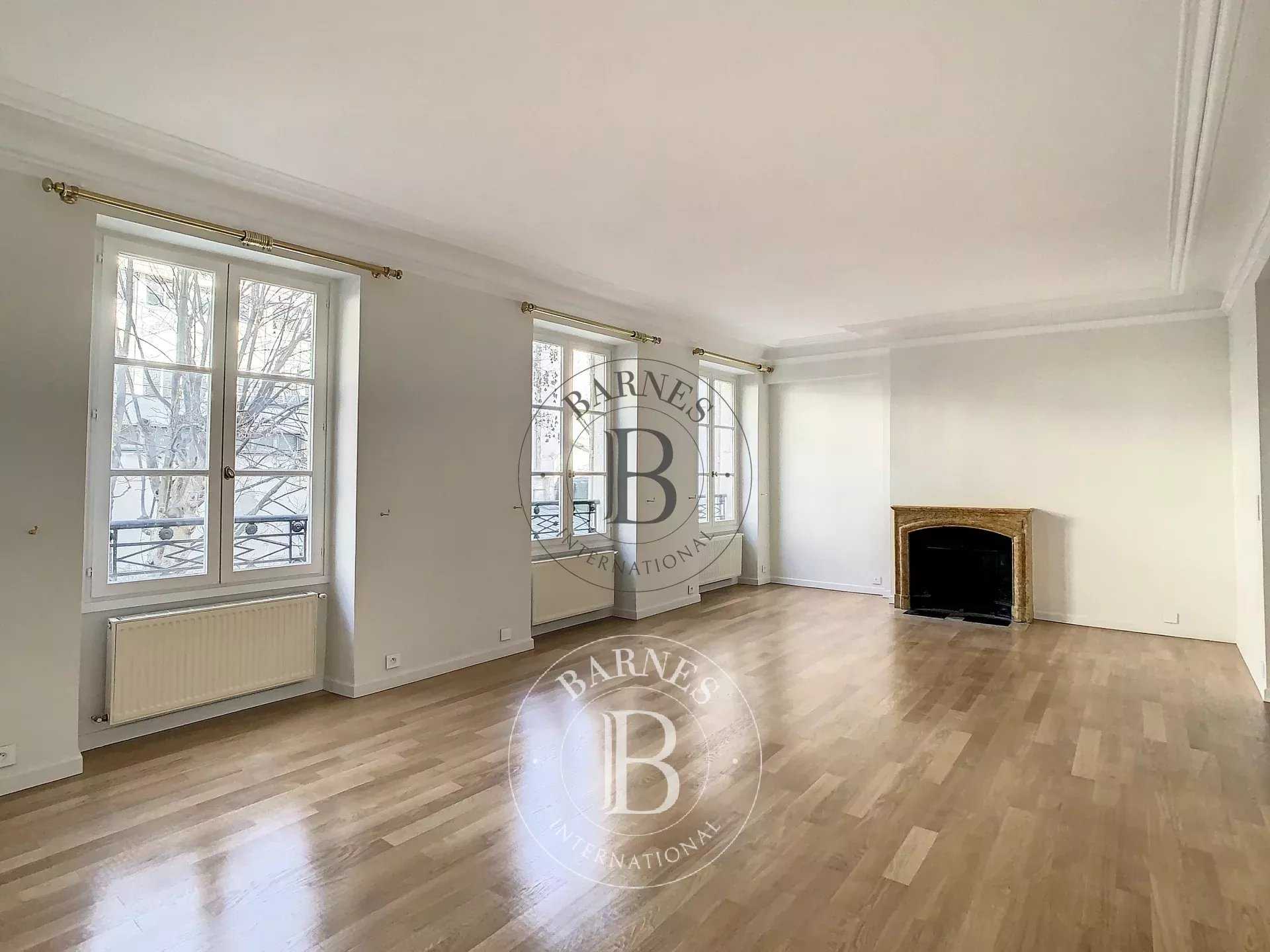 Appartement Paris 75008  -  ref 85975026 (picture 1)