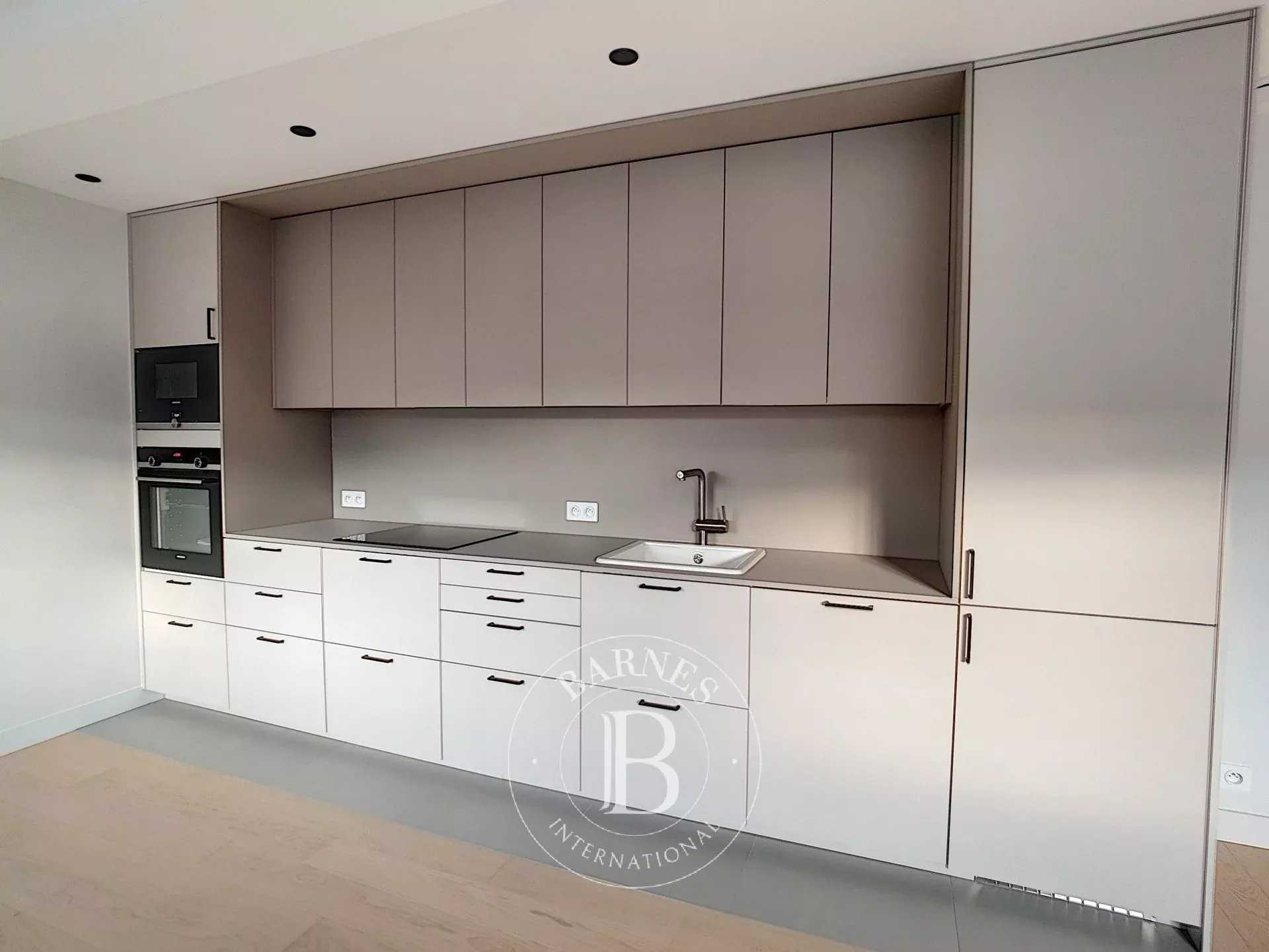 Appartement Paris 75001  -  ref 4349262 (picture 3)