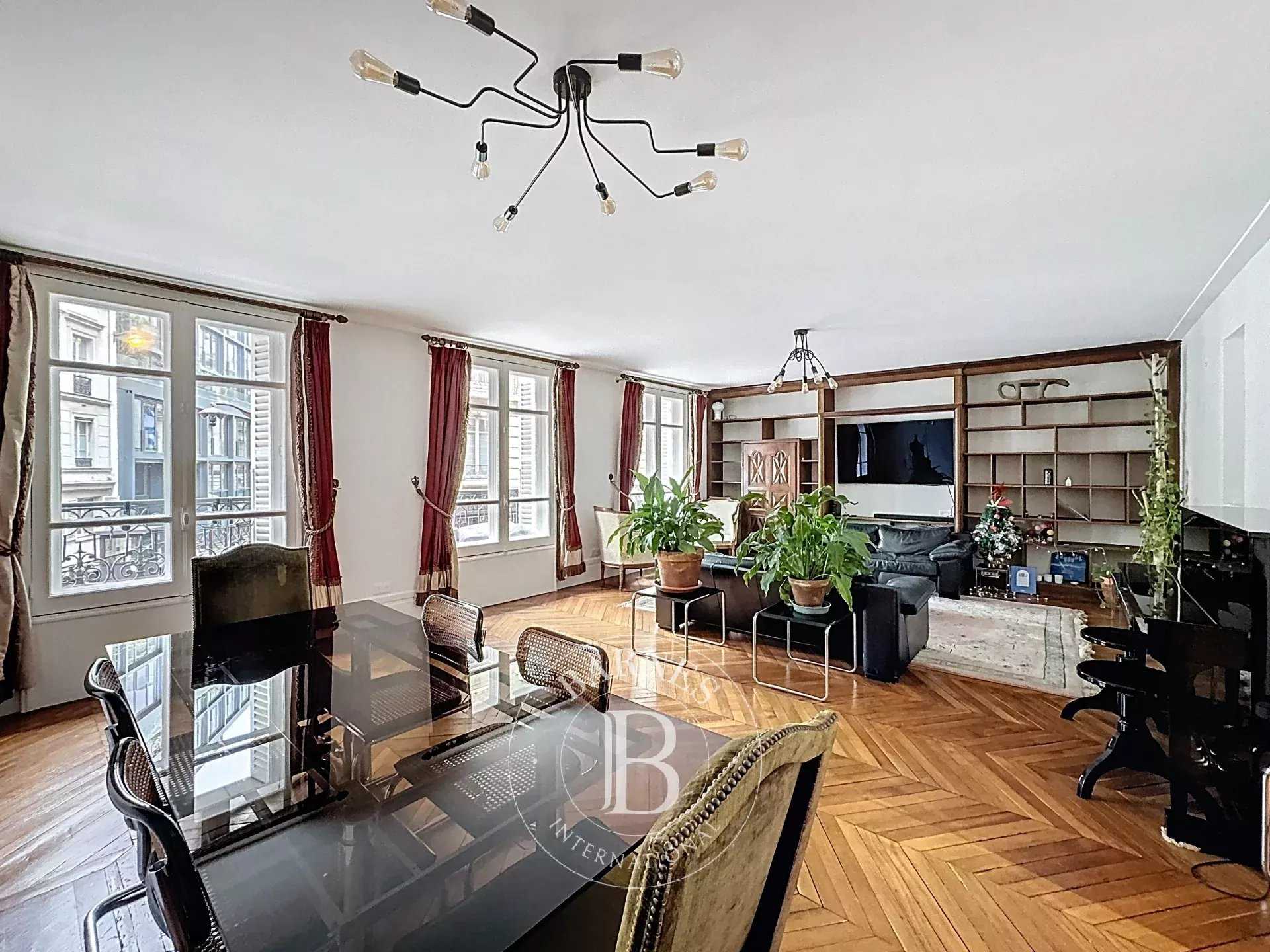 Piso Paris 75008  -  ref 86450333 (picture 1)