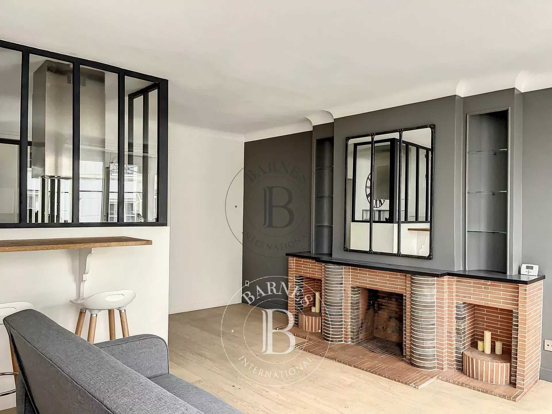 Appartement Paris 75008  -  ref 83921488 (picture 1)