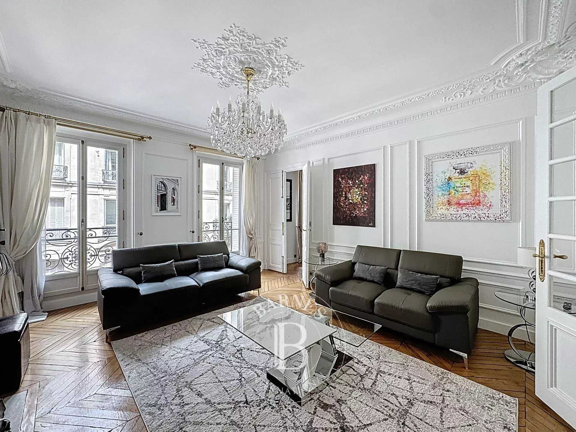 Apartment Paris 75008  -  ref 85930304 (picture 1)