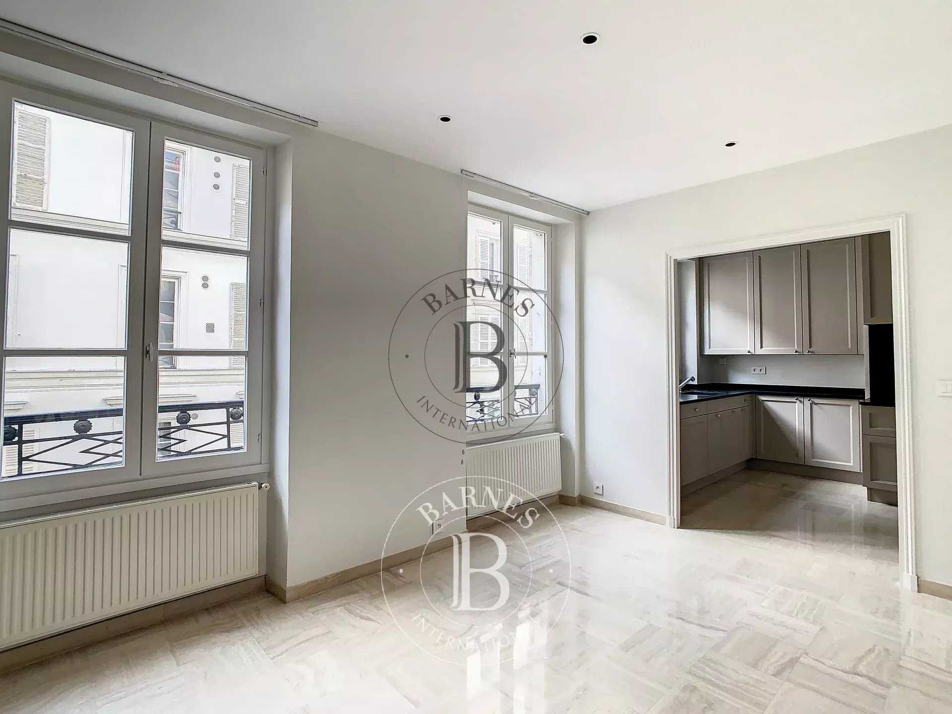 Appartement Paris 75008  -  ref 85975026 (picture 3)