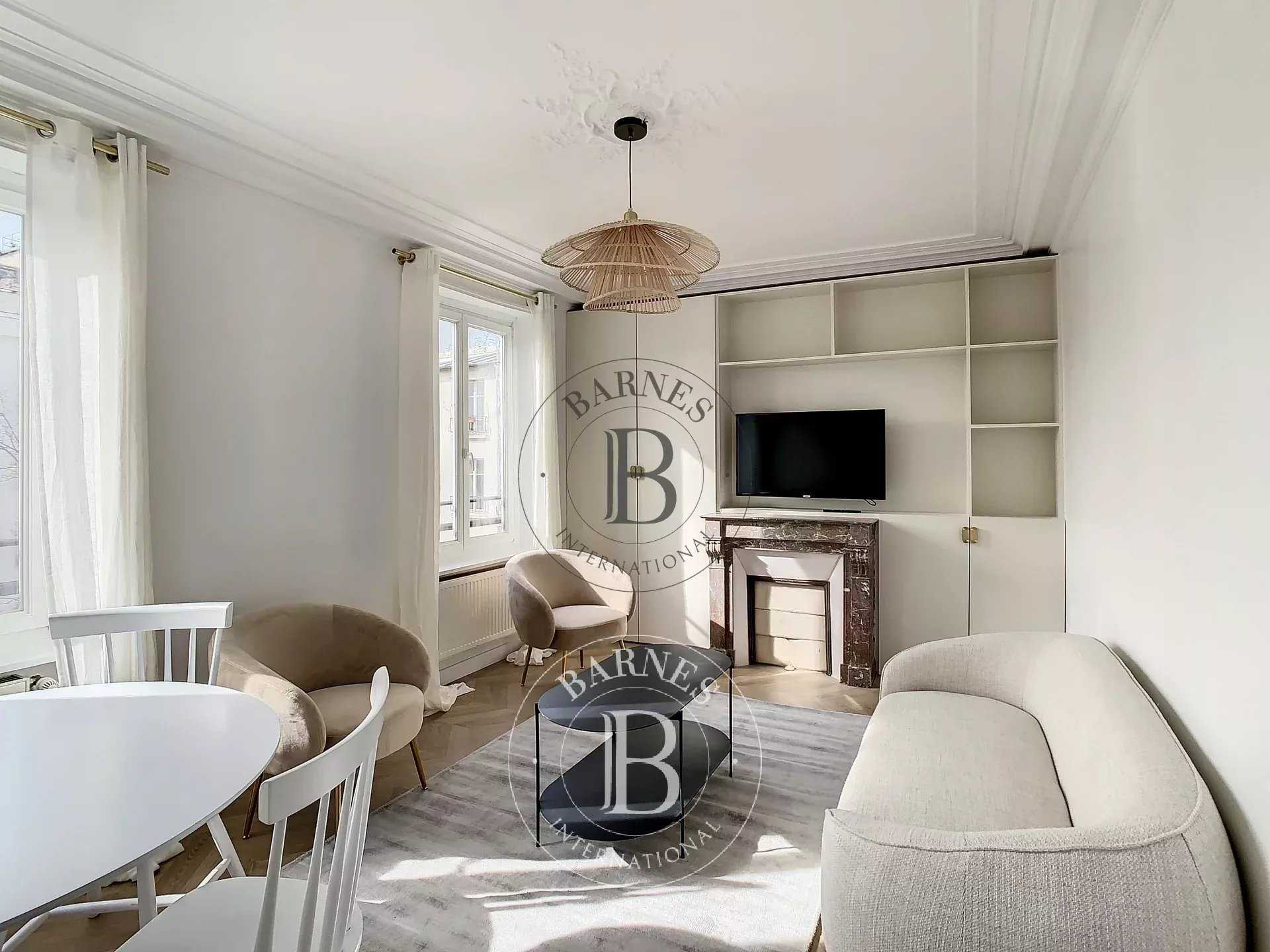 Appartement Paris 75008  -  ref 85674737 (picture 1)