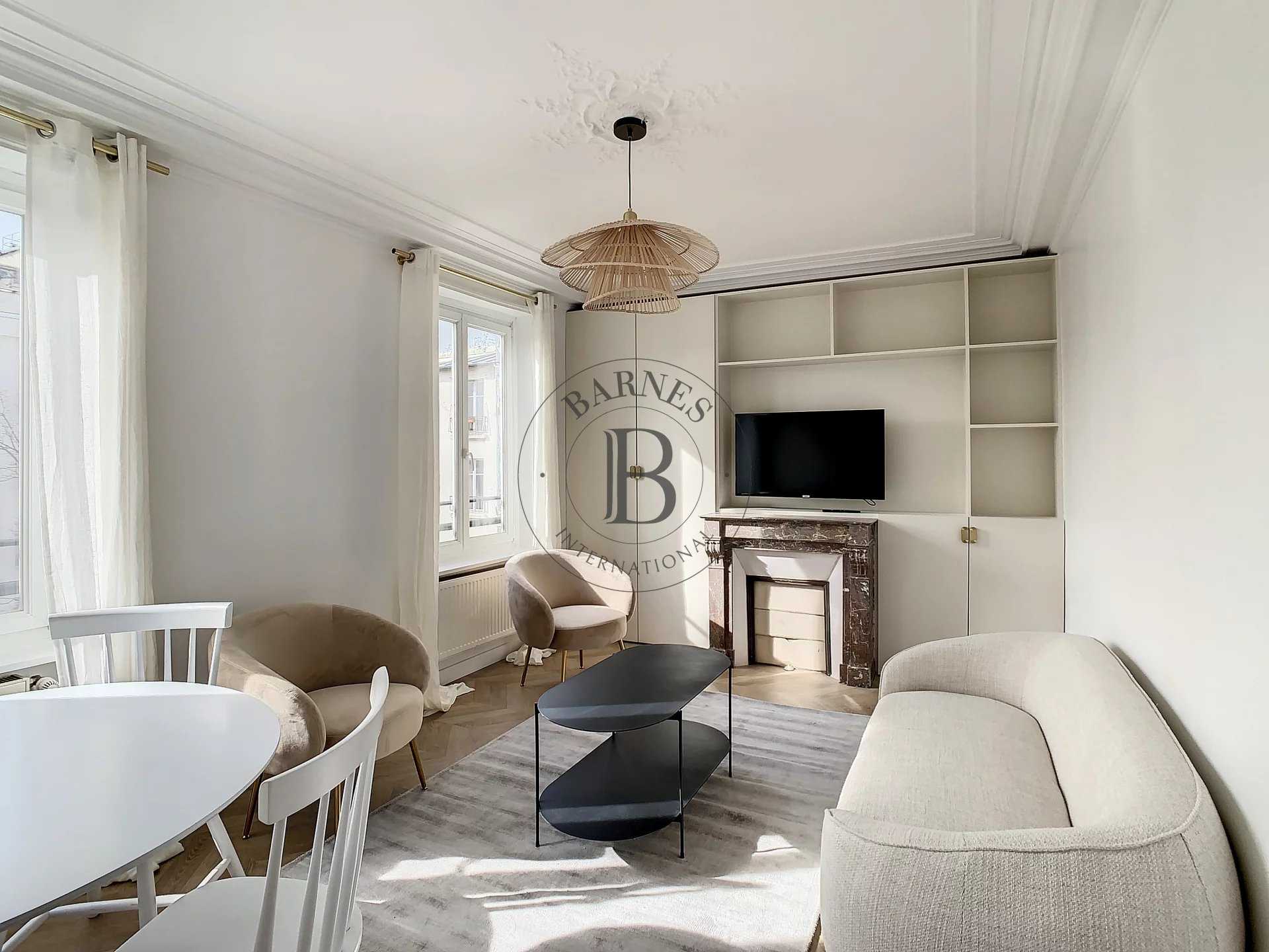 Appartement Paris 75008  -  ref 85674737 (picture 1)