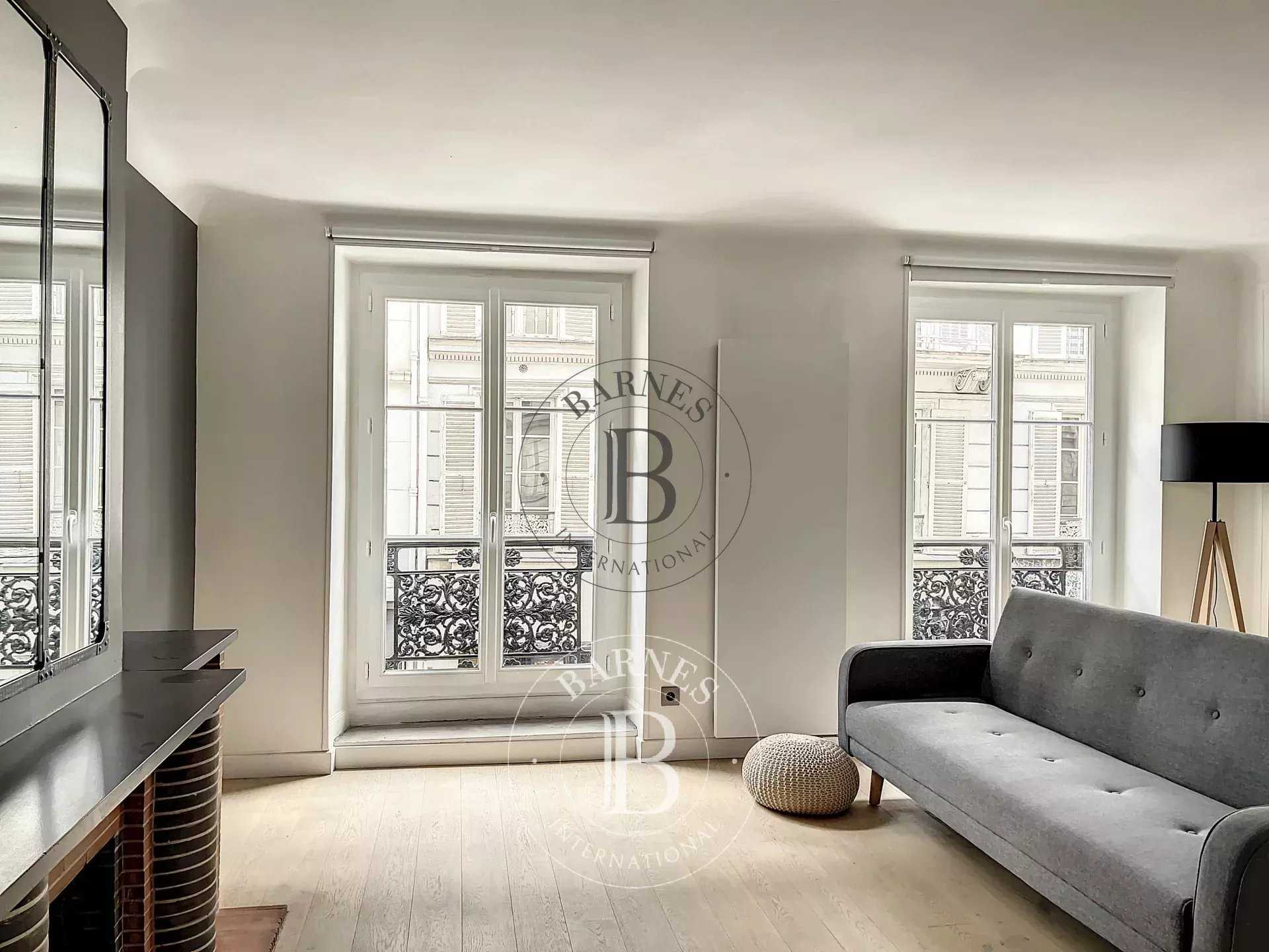 Appartement Paris 75008  -  ref 83921488 (picture 2)