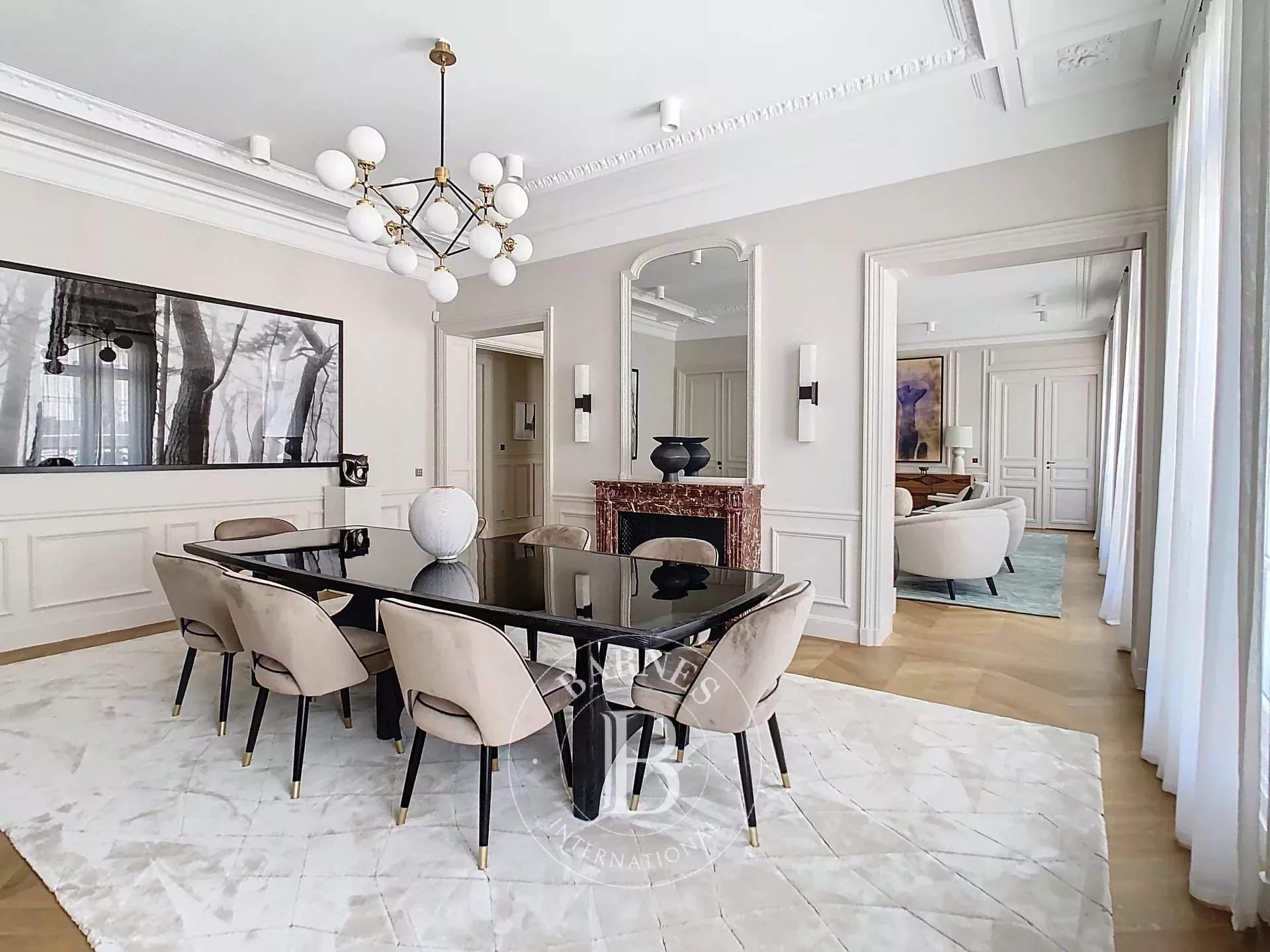 Paris  - Appartement 8 Pi&egrave;ces 5 Chambres - picture 8