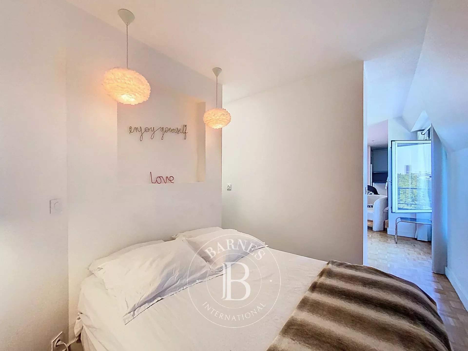 Paris  - Appartement 1 Pièce, 1 Chambre - picture 18
