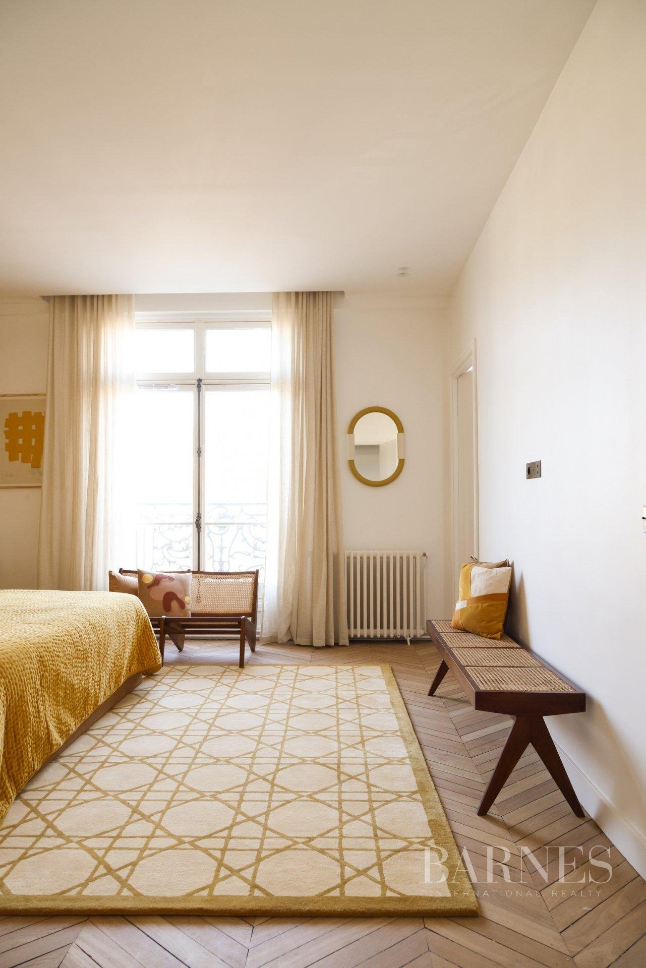 Paris  - Apartment 5 Bedrooms - picture 12