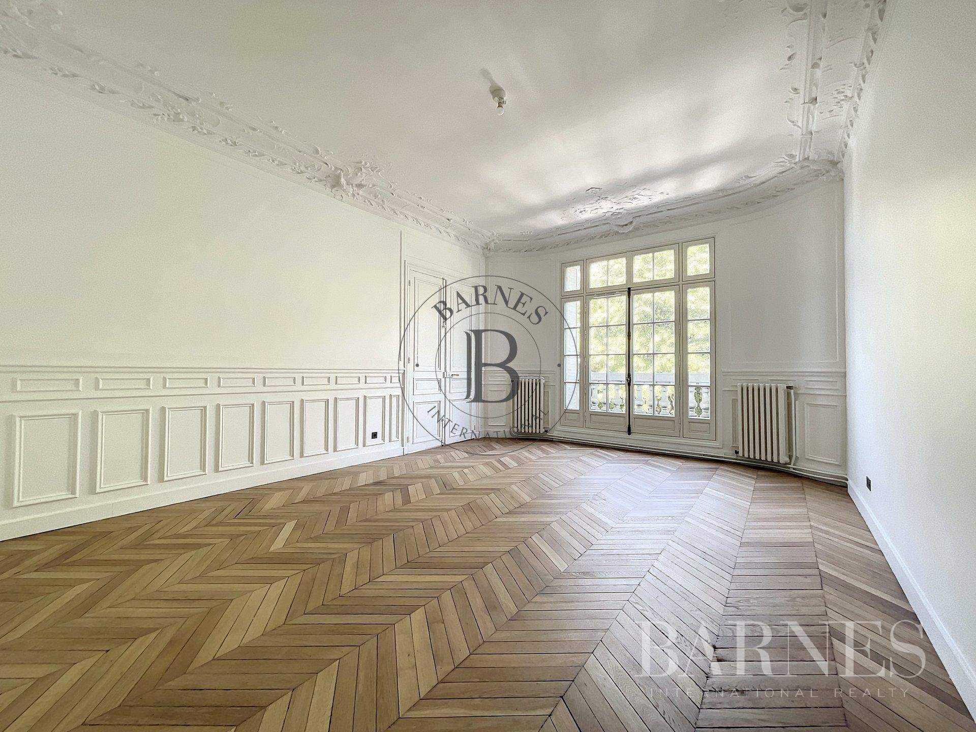 Paris  - Apartment 5 Bedrooms - picture 12