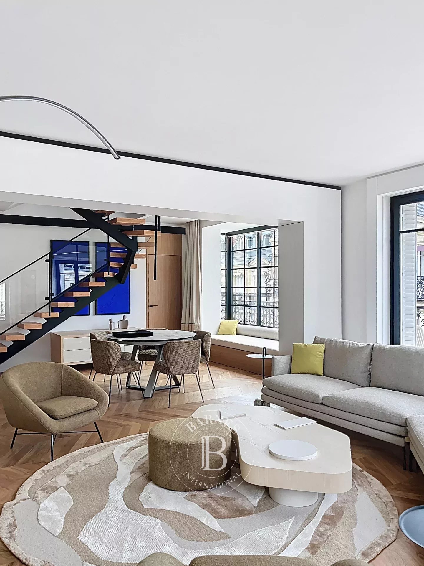 Paris  - Appartement 5 Pi&egrave;ces 3 Chambres - picture 4