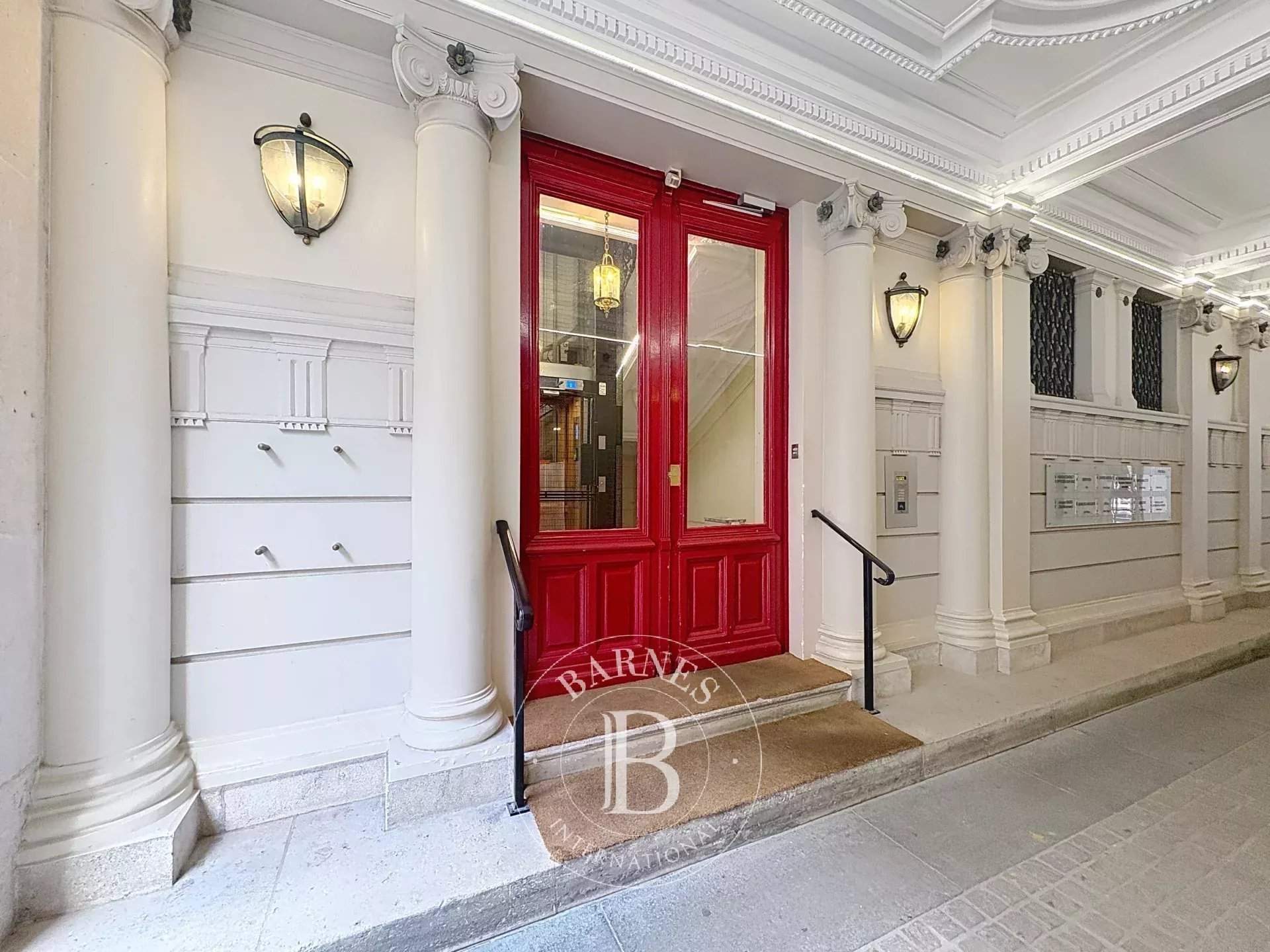 Paris  - Appartement 6 Pi&egrave;ces 3 Chambres - picture 11