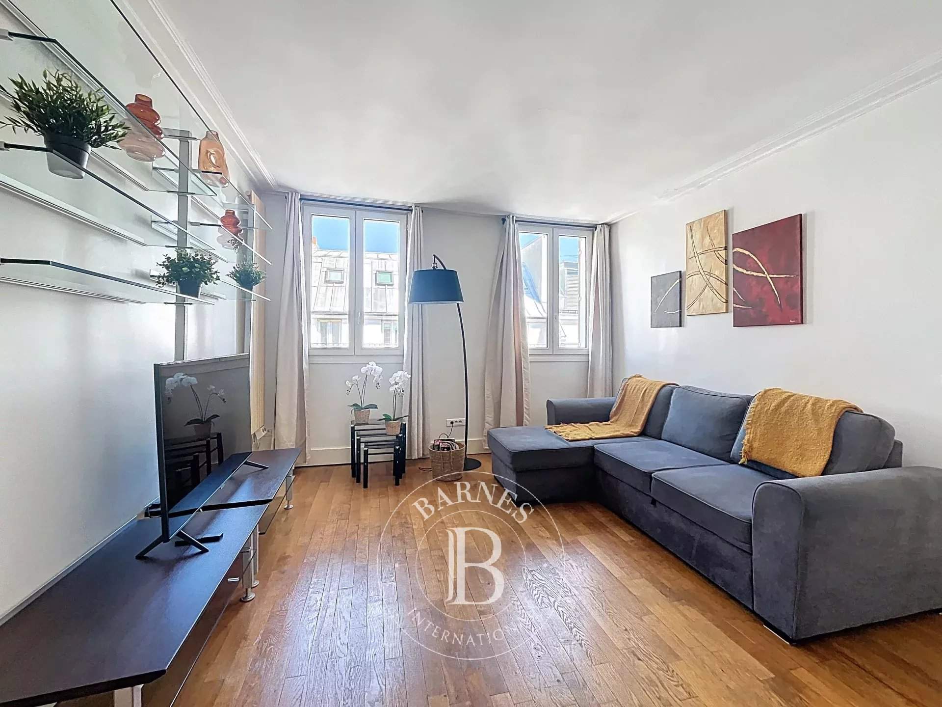 Paris  - Apartment 3 Bedrooms - picture 1