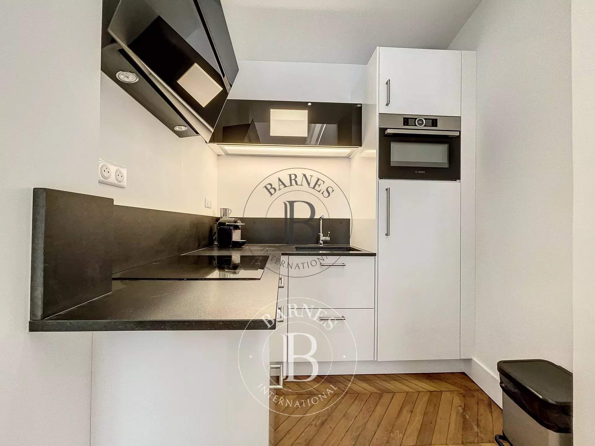 Paris  - Apartment 1 Bedroom - picture 8