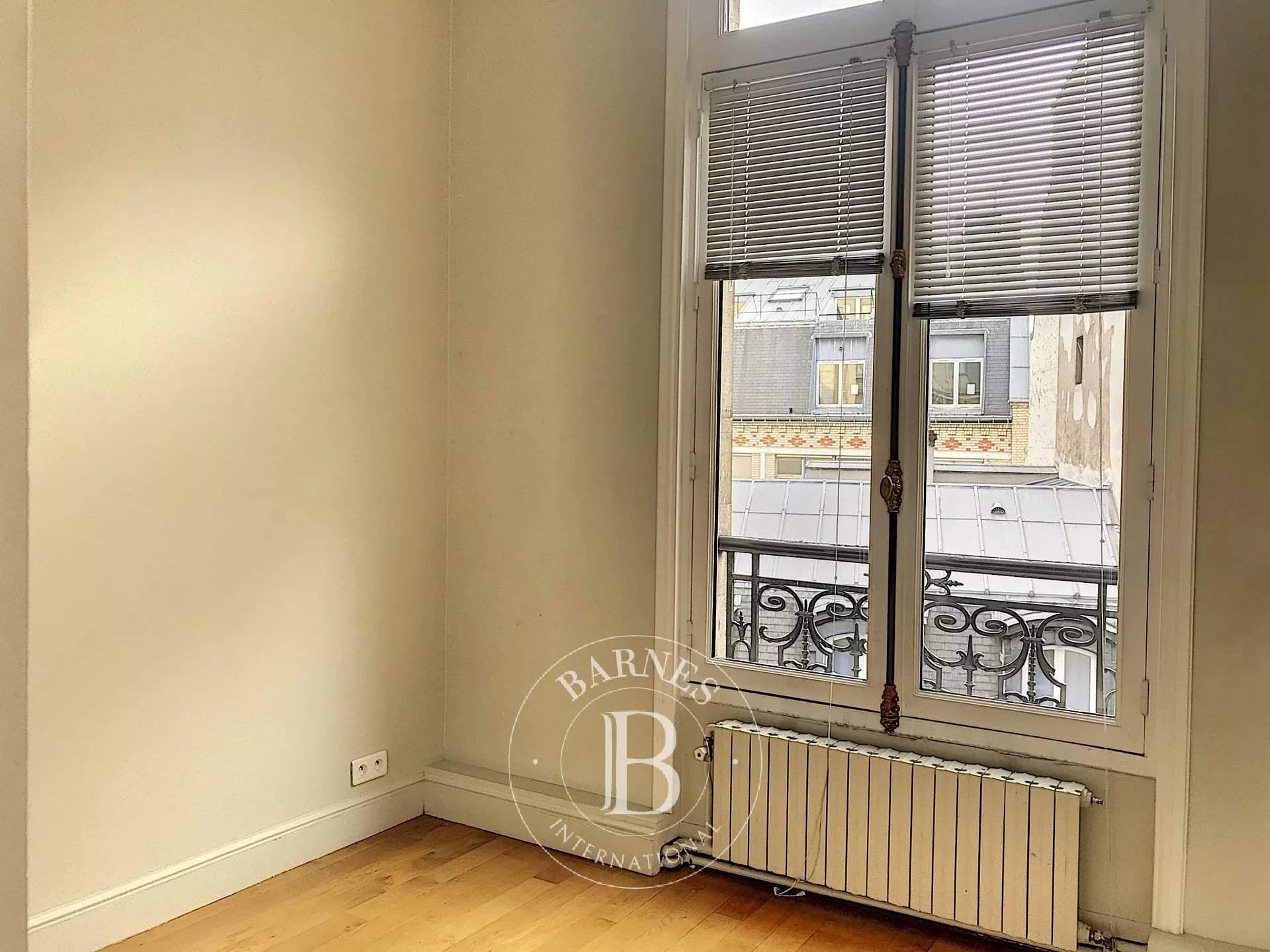 Paris  - Apartment 4 Bedrooms - picture 14