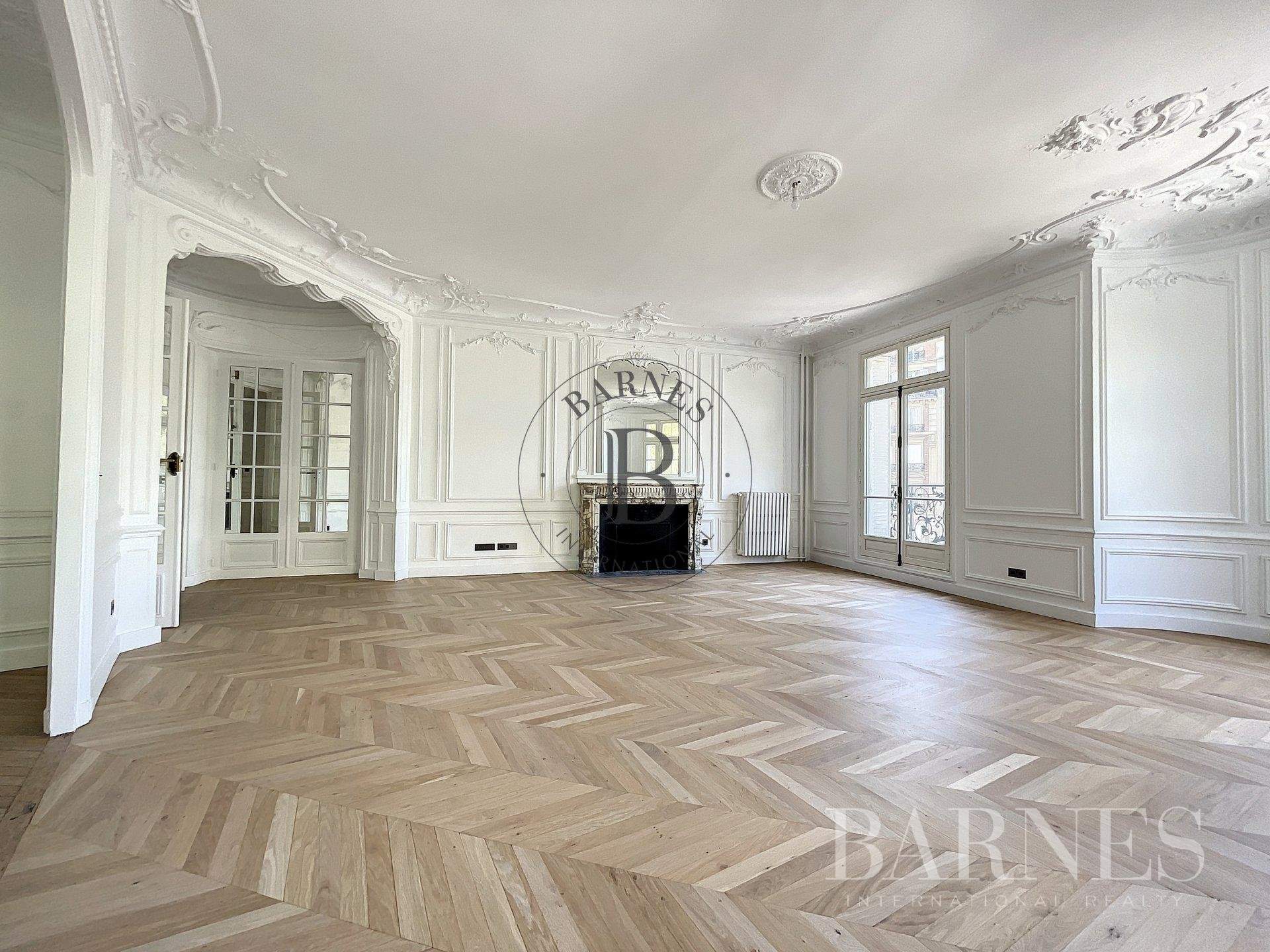 Paris  - Apartment 5 Bedrooms - picture 3