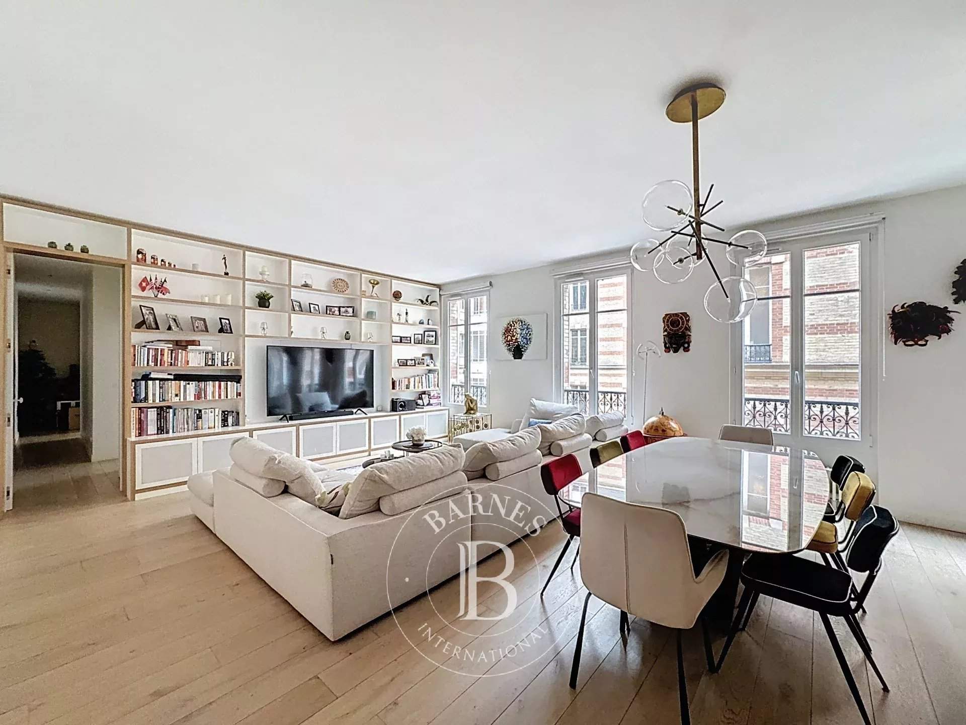 Paris  - Appartement 4 Pi&egrave;ces 3 Chambres - picture 2