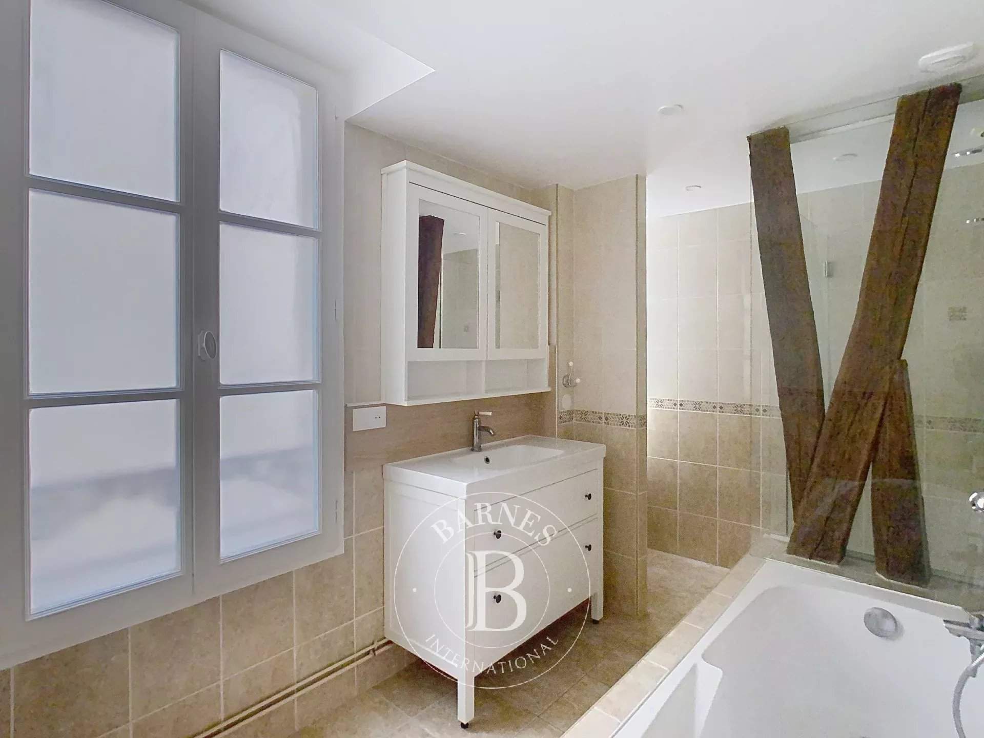 Paris  - Appartement 3 Pi&egrave;ces, 1 Chambre - picture 10