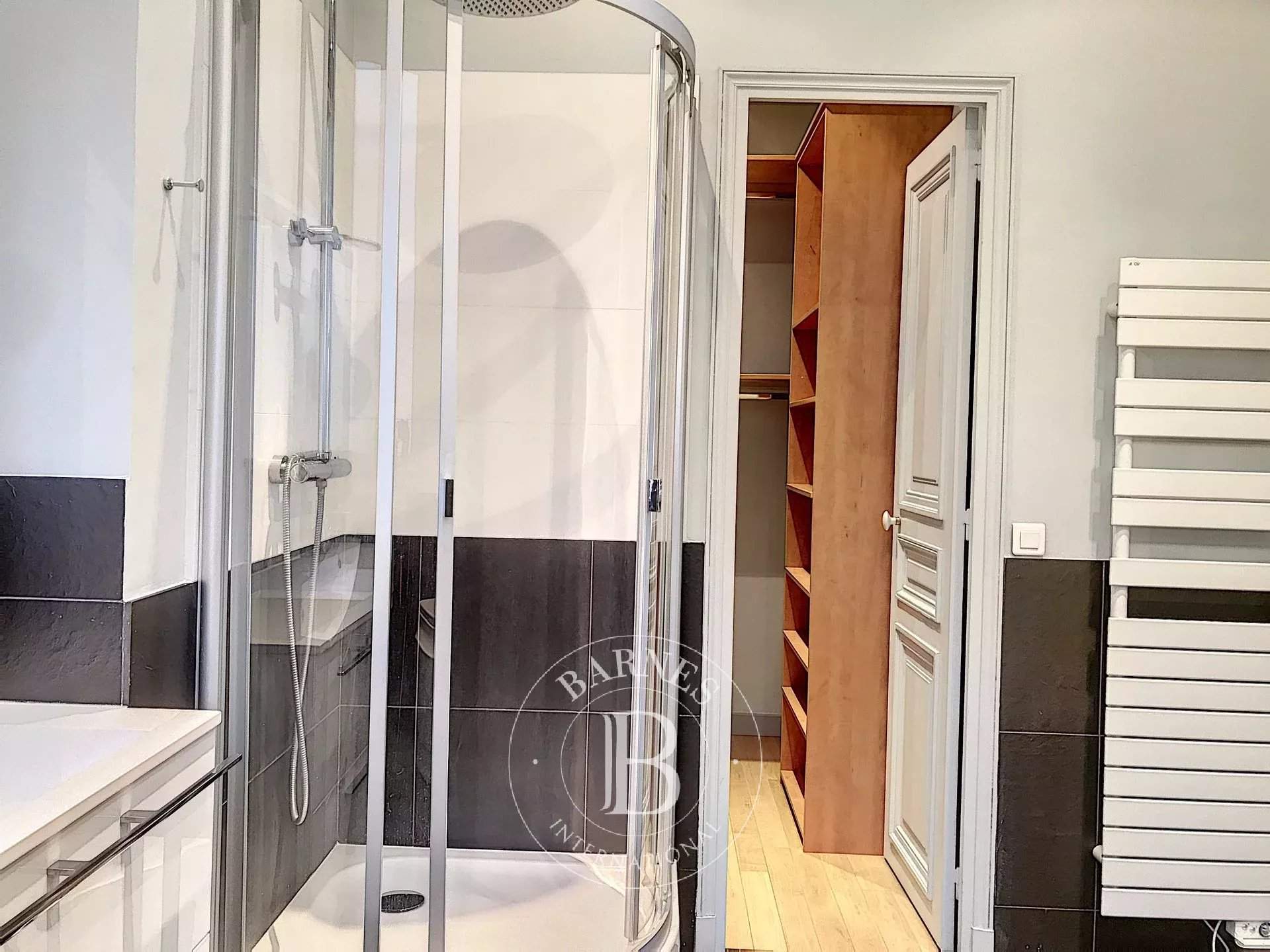 Paris  - Apartment 4 Bedrooms - picture 16