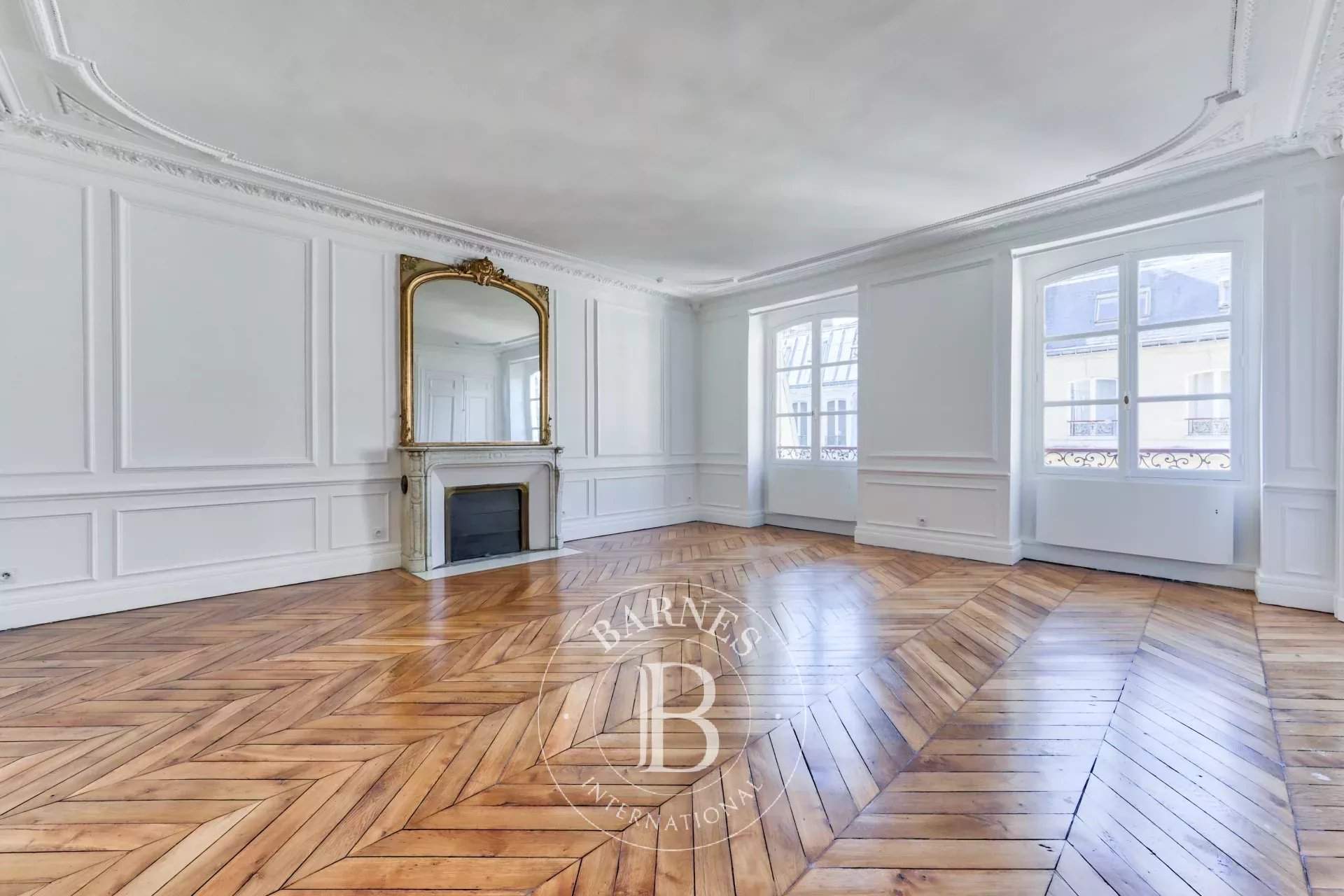 Paris  - Apartment 3 Bedrooms - picture 1