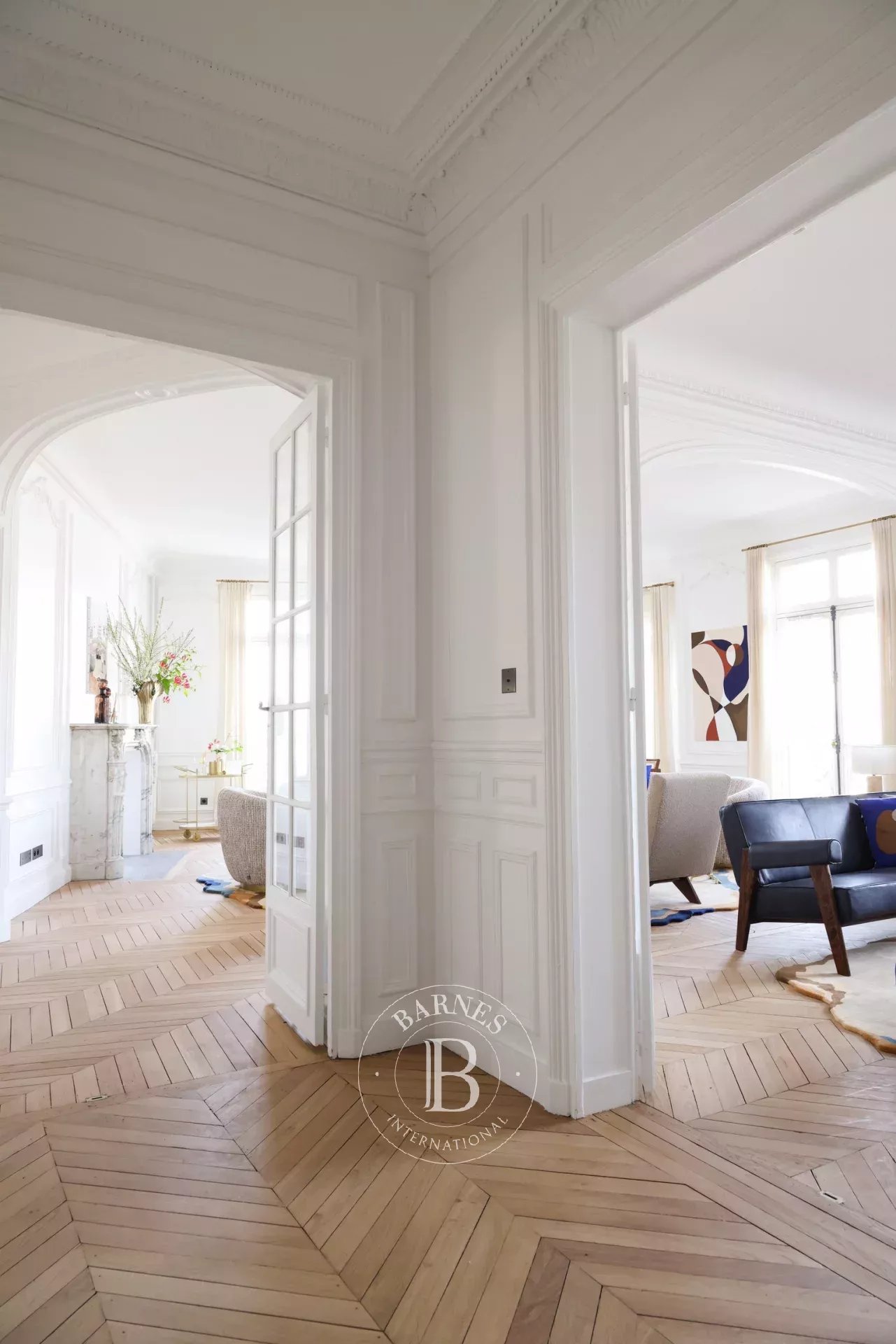 Paris  - Appartement 8 Pièces 5 Chambres - picture 8