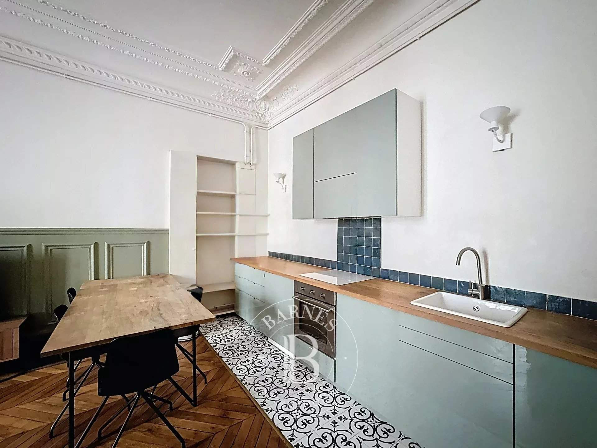 Paris  - Appartement 2 Pi&egrave;ces, 1 Chambre - picture 2