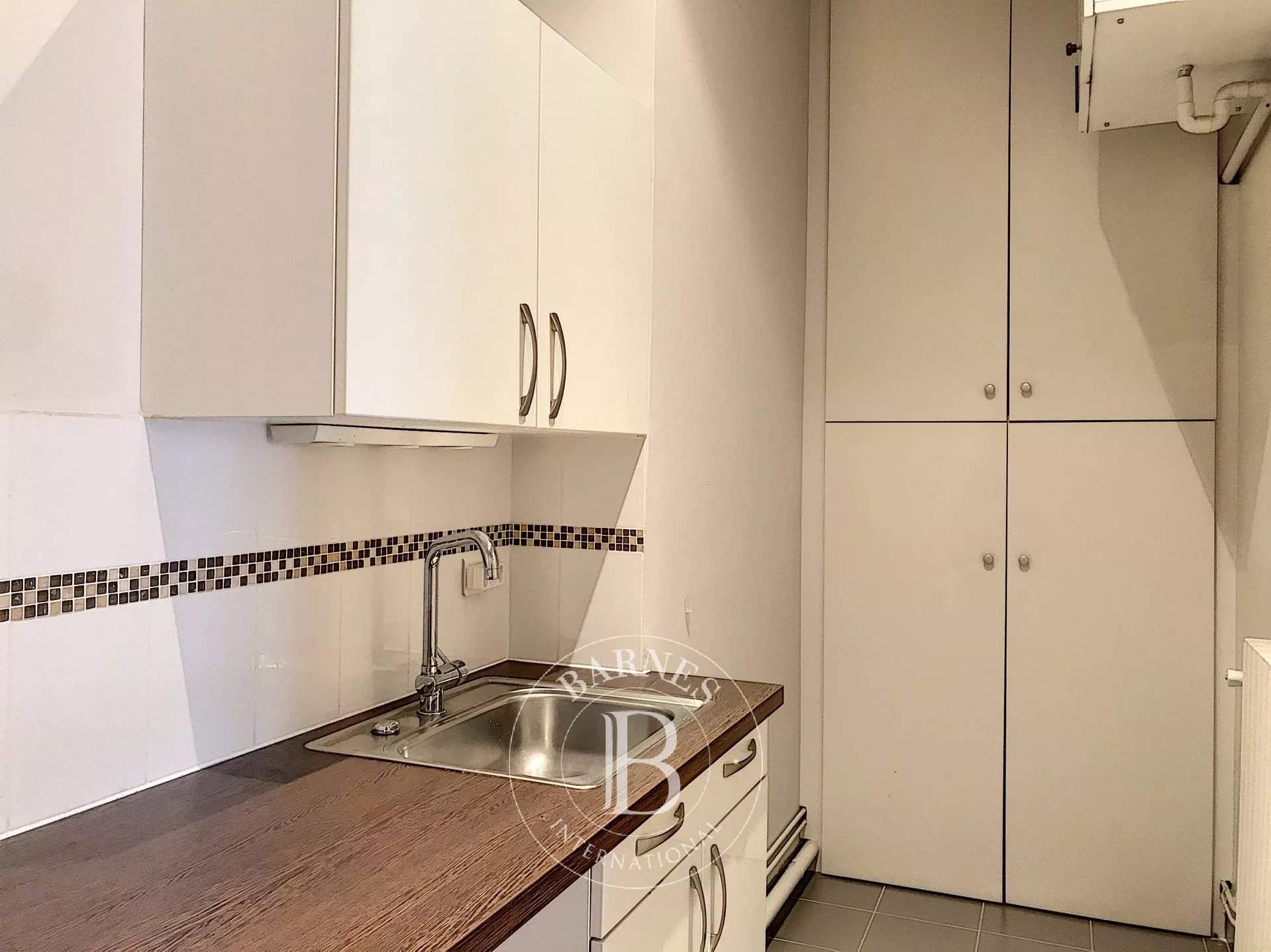Paris  - Apartment 4 Bedrooms - picture 11