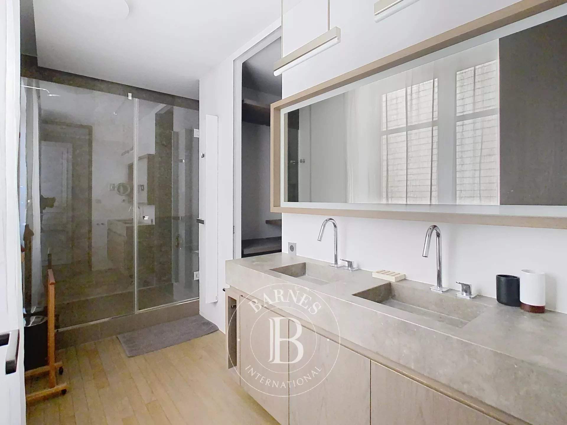 Paris  - Appartement 5 Pi&egrave;ces 3 Chambres - picture 8