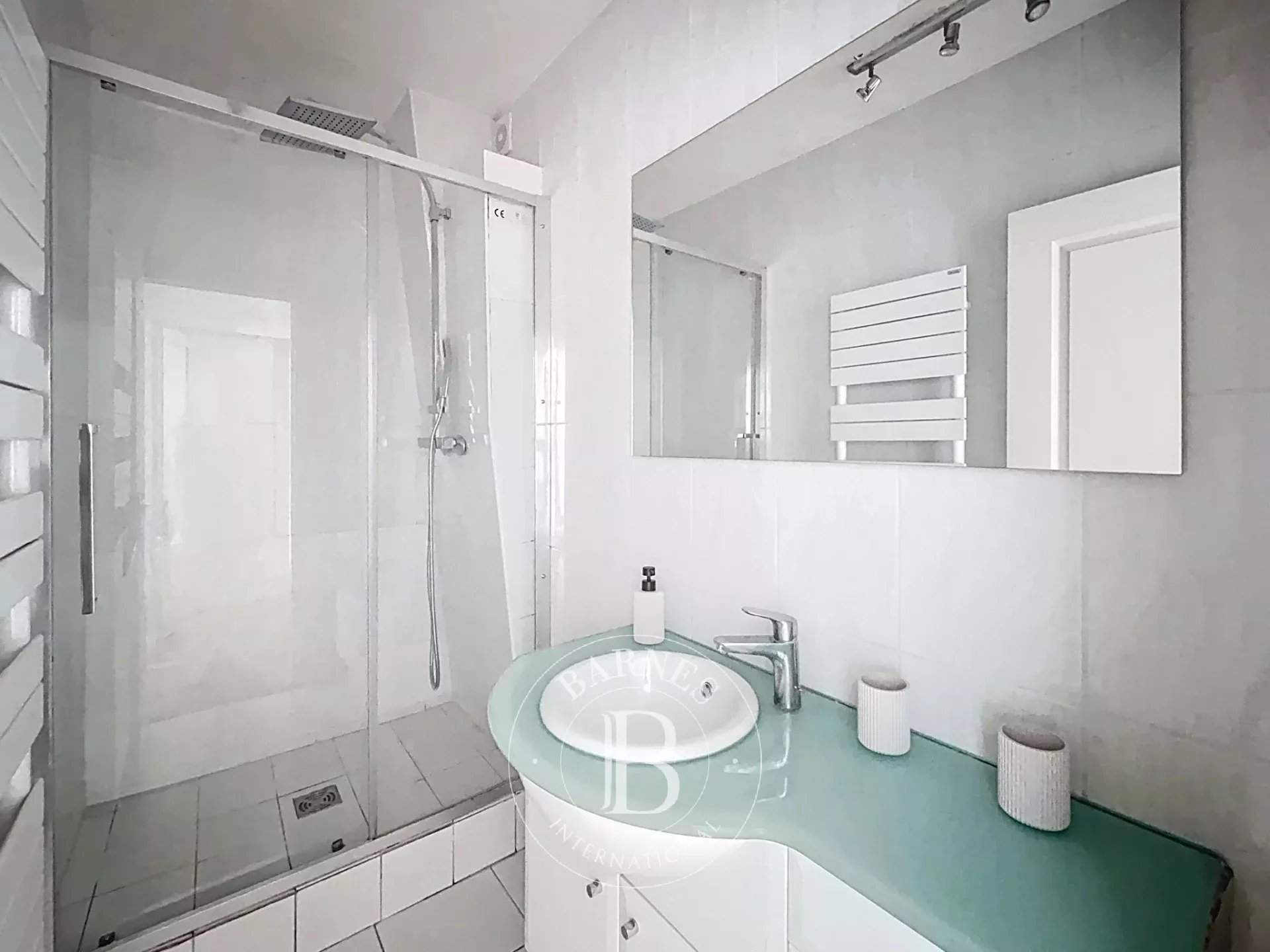 Paris  - Apartment 3 Bedrooms - picture 9
