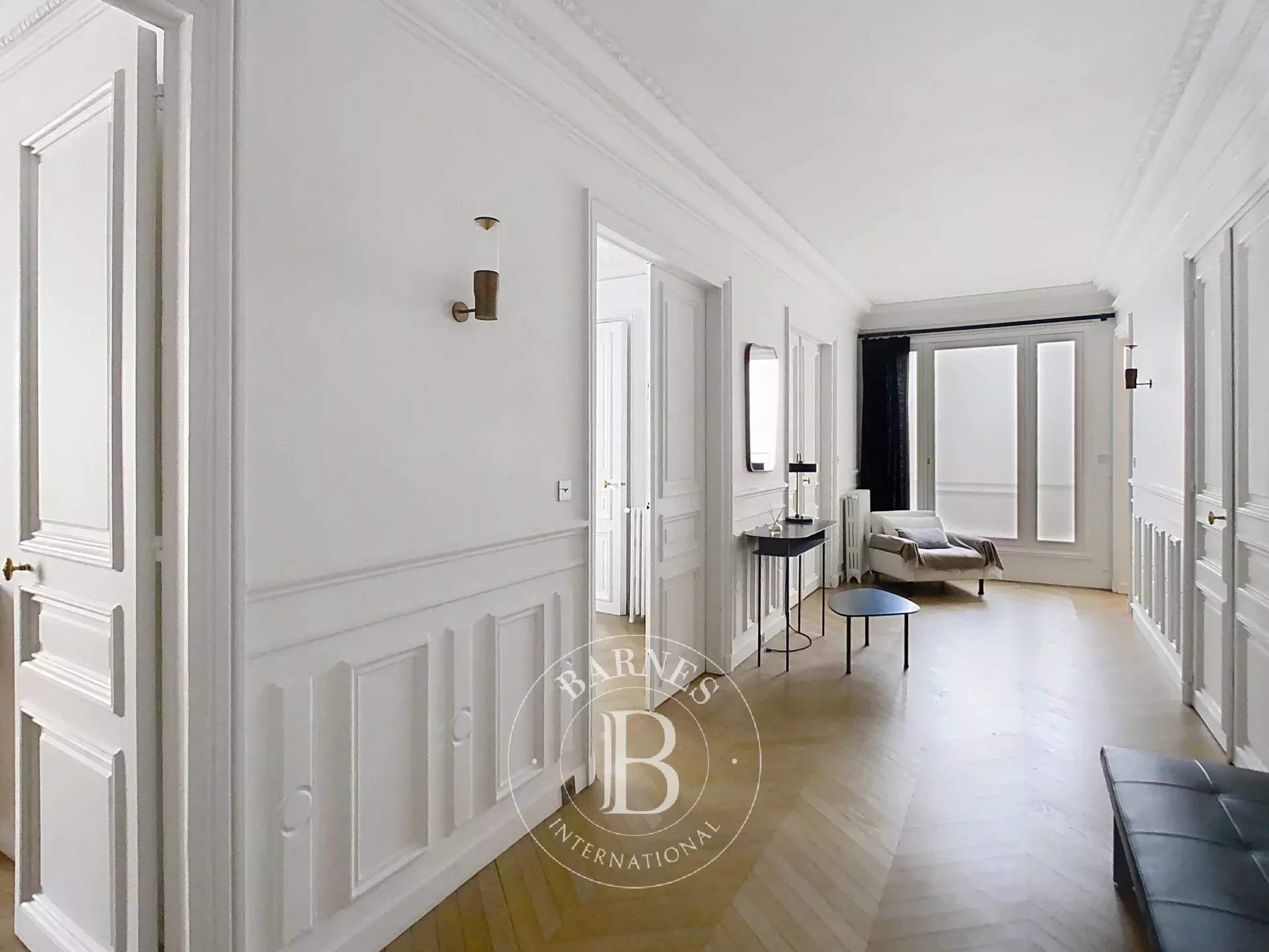 Paris  - Appartement 5 Pi&egrave;ces 3 Chambres - picture 3