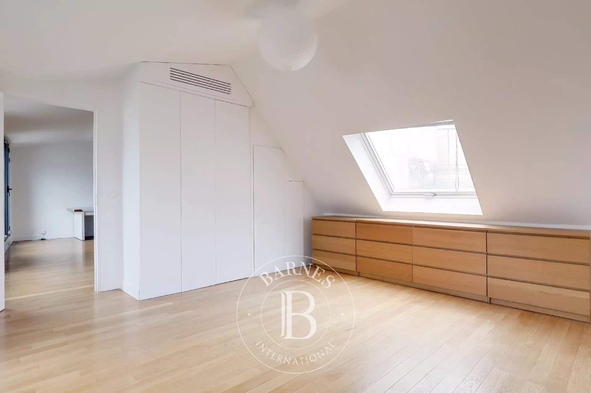 Paris  - Apartment 2 Bedrooms - picture 4