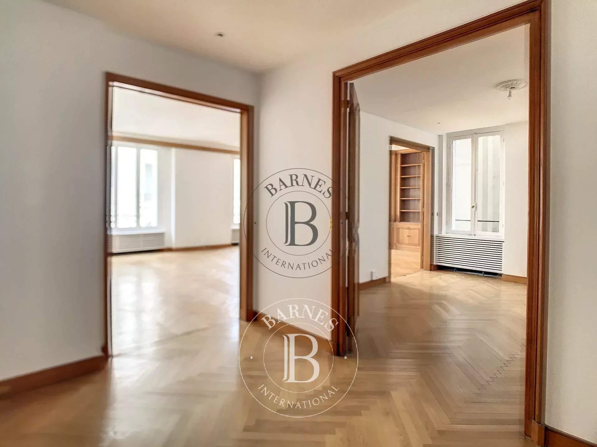 Paris  - Apartment 3 Bedrooms - picture 10