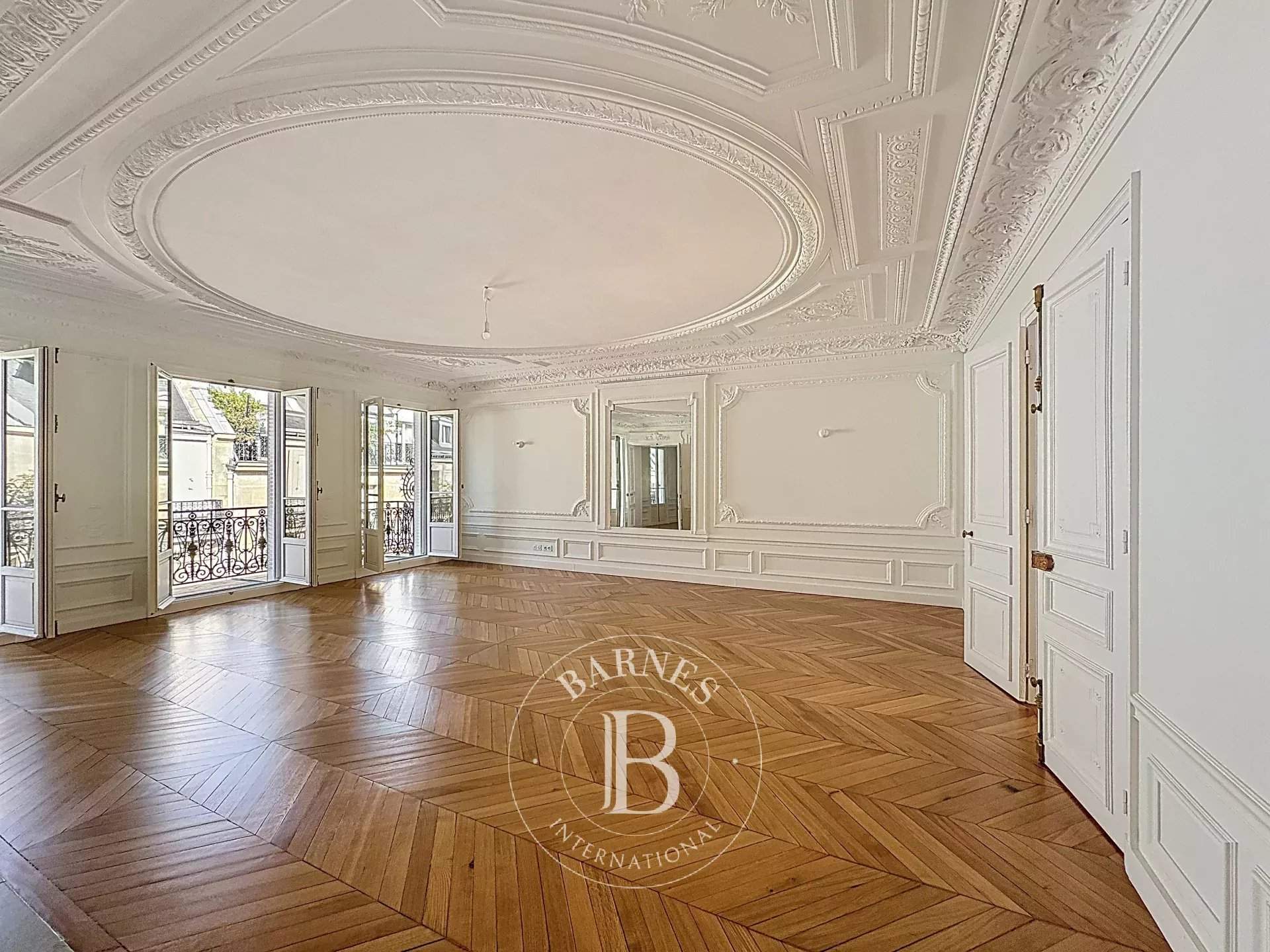 Paris  - Appartement 6 Pi&egrave;ces 3 Chambres - picture 15