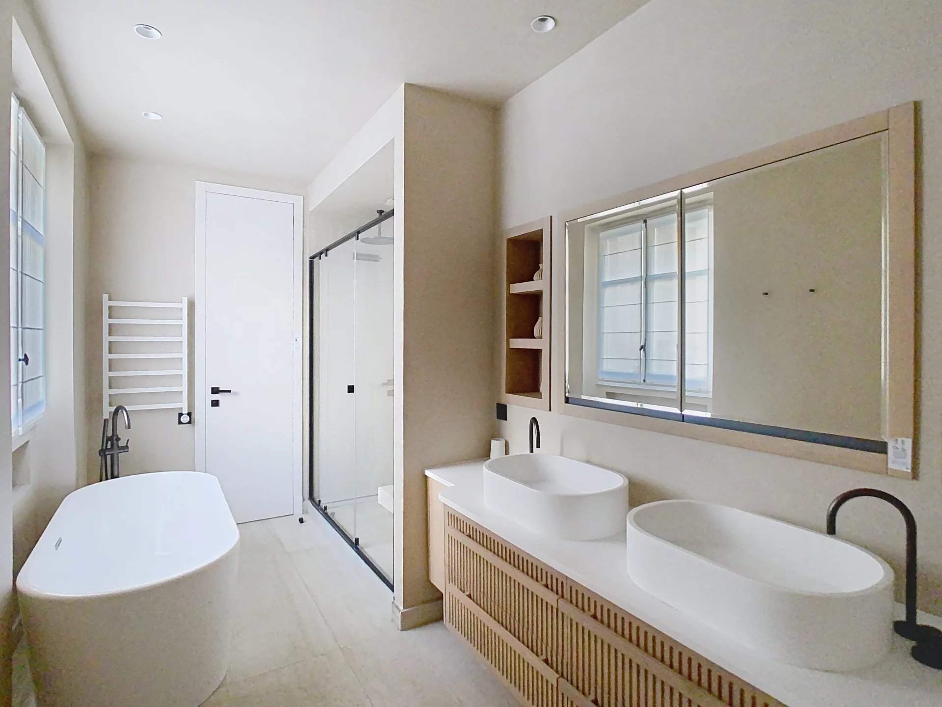 Paris  - Appartement 4 Pi&egrave;ces 3 Chambres - picture 9