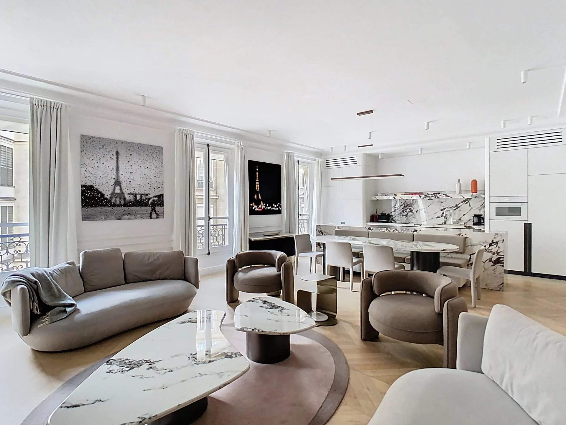 Paris  - Appartement 4 Pi&egrave;ces 3 Chambres - picture 1