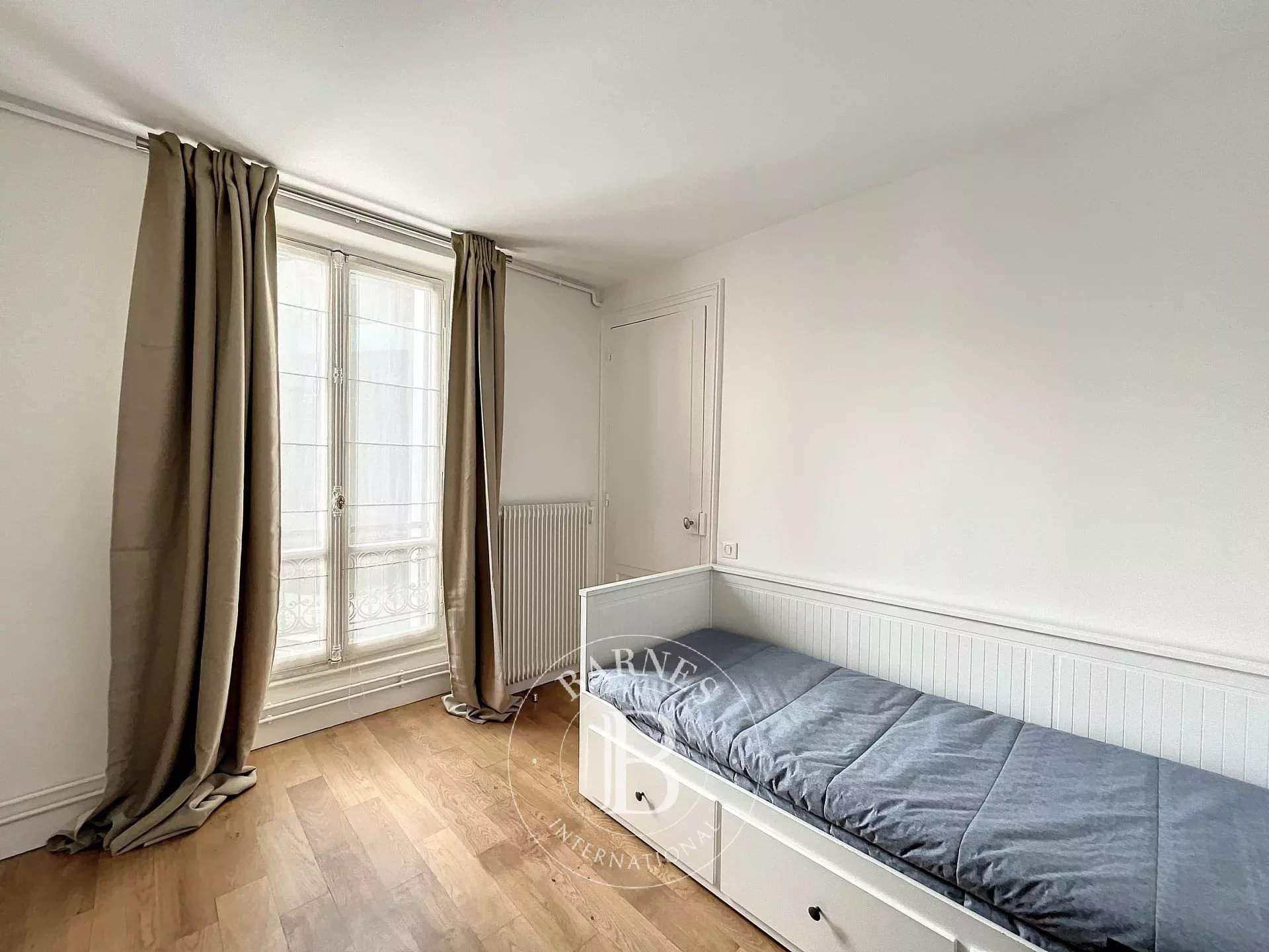 Paris  - Appartement 3 Pi&egrave;ces 2 Chambres - picture 5