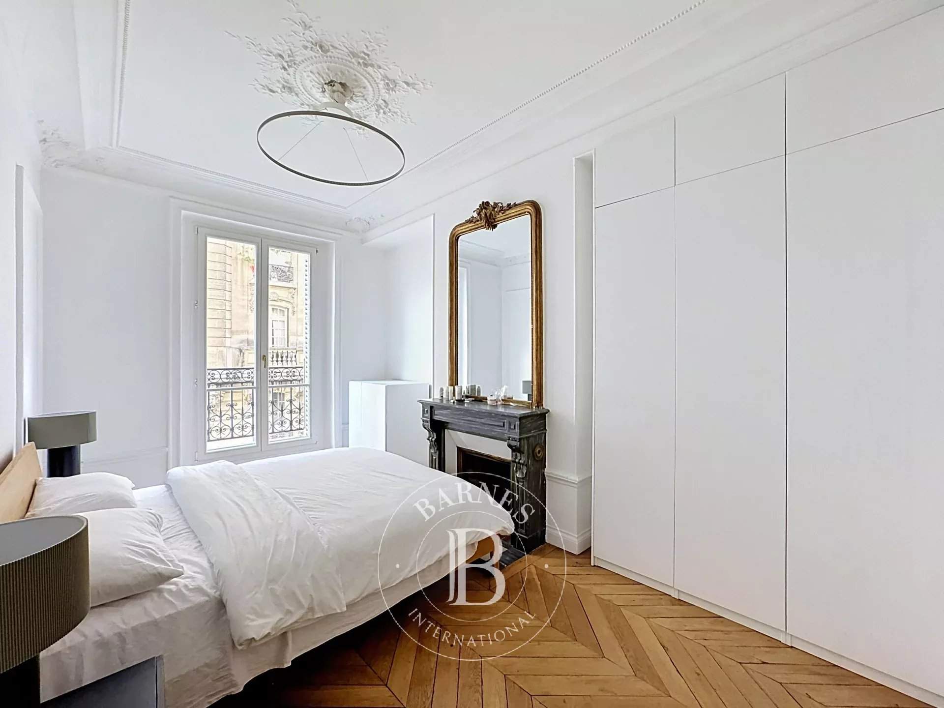Paris  - Appartement 5 Pi&egrave;ces 2 Chambres - picture 6
