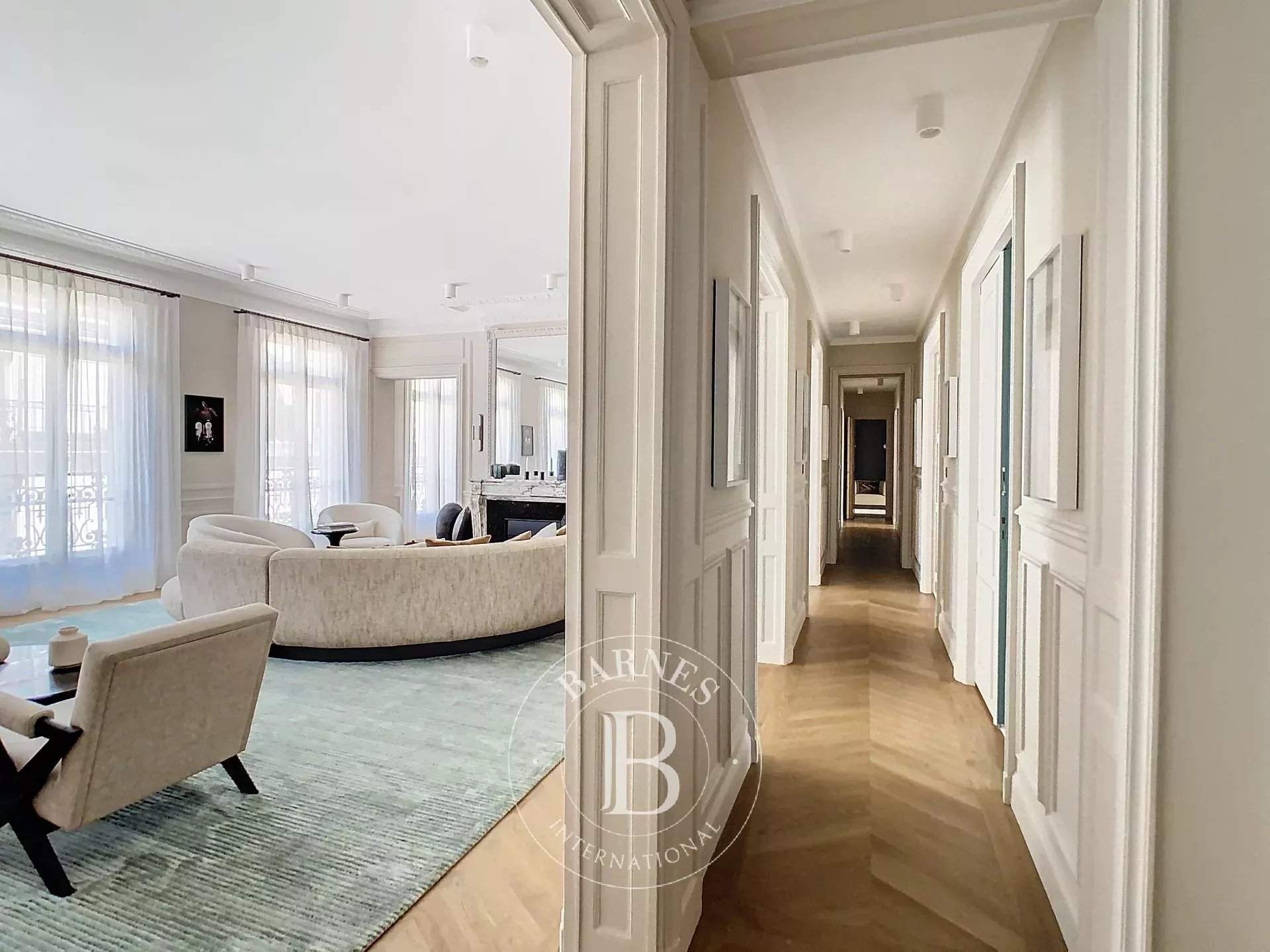 Paris  - Appartement 8 Pi&egrave;ces 5 Chambres - picture 9