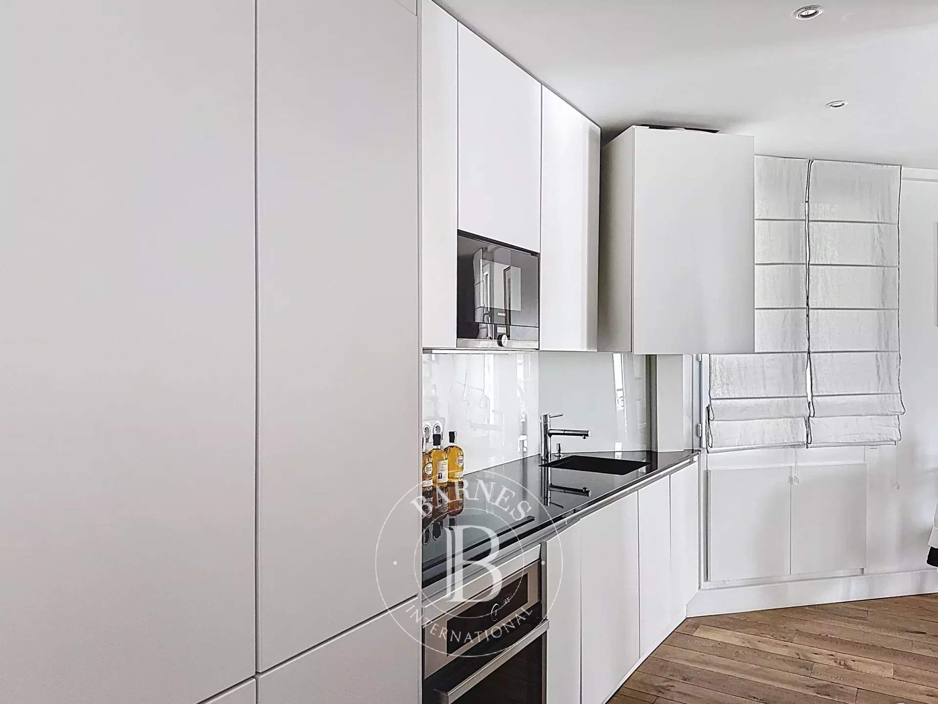 Paris  - Apartment 2 Bedrooms - picture 4