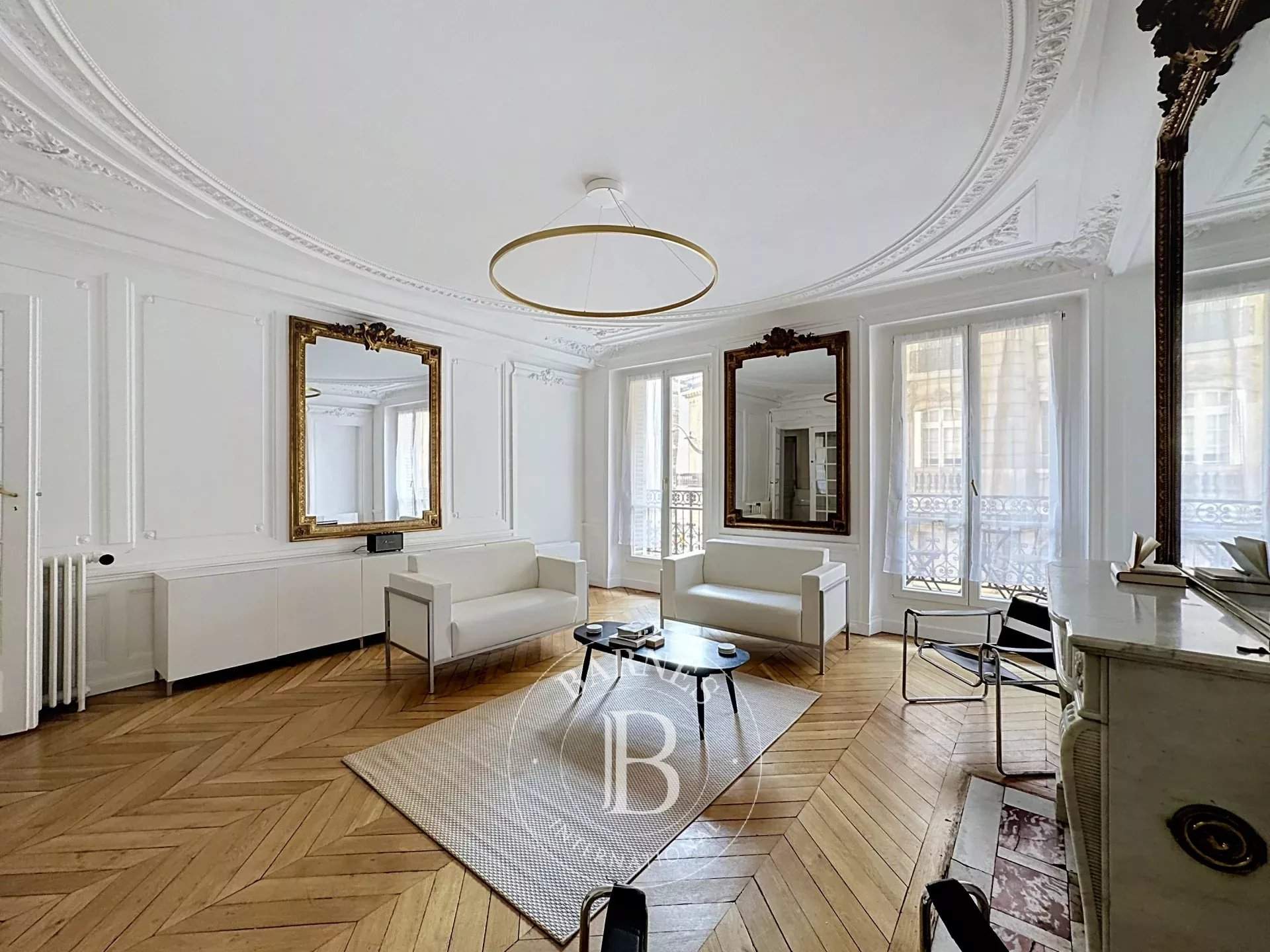 Paris  - Appartement 5 Pi&egrave;ces 2 Chambres - picture 2