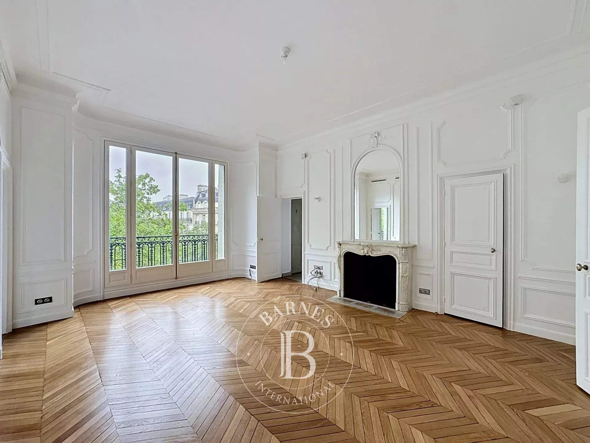 Paris  - Appartement 8 Pi&egrave;ces 6 Chambres - picture 5