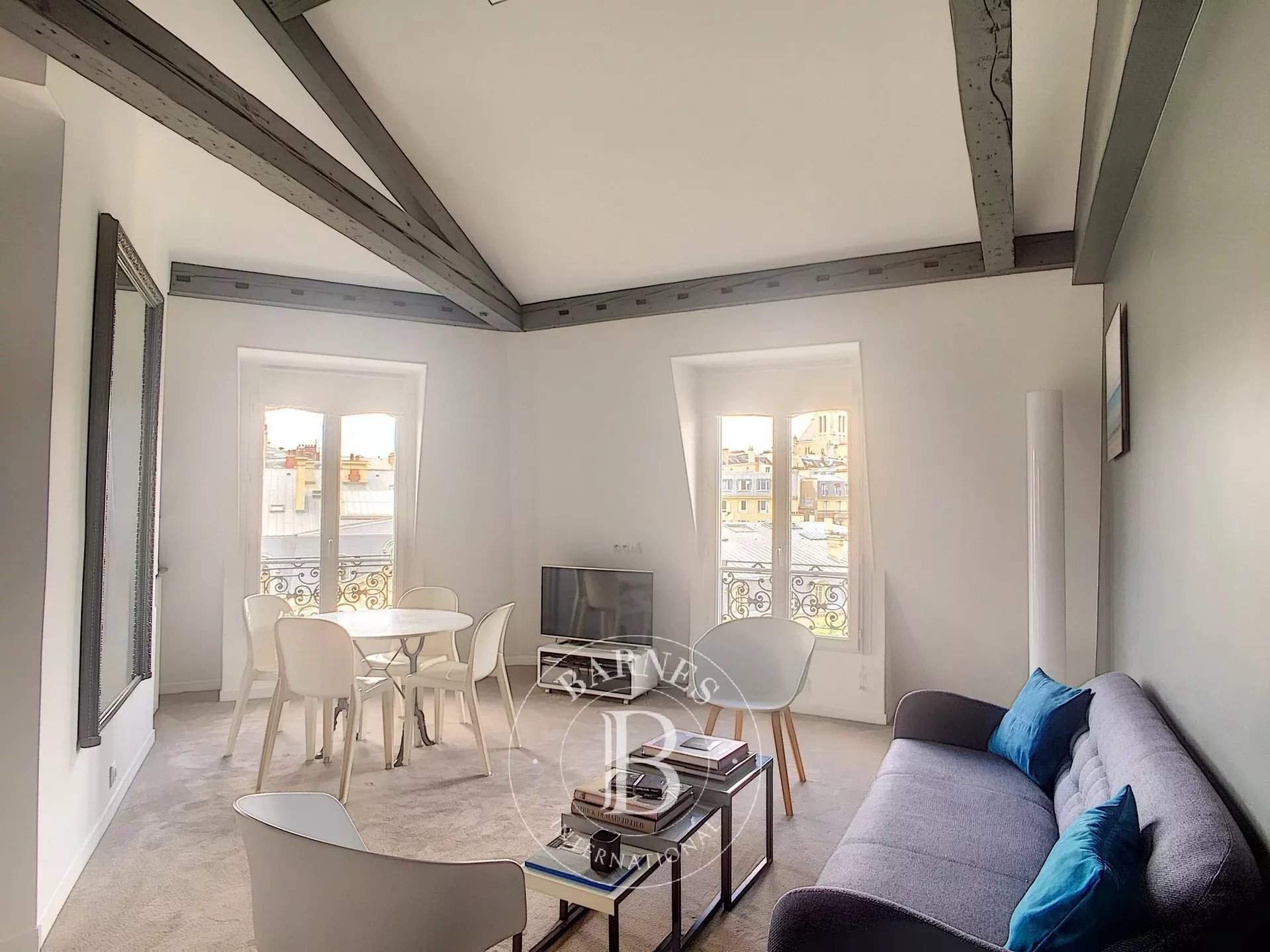 Paris  - Apartment 2 Bedrooms - picture 2