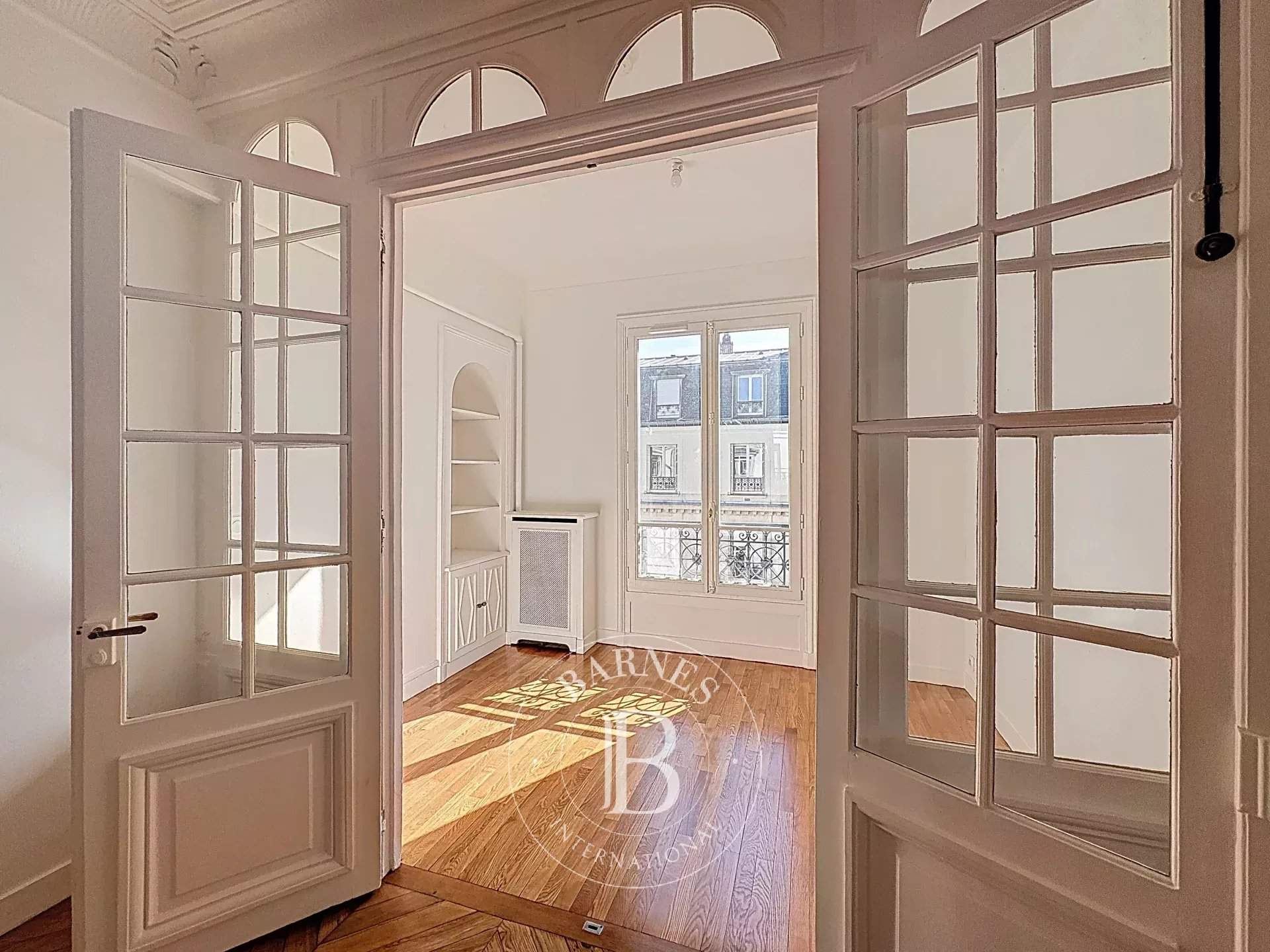 Paris  - Appartement 6 Pi&egrave;ces 3 Chambres - picture 13