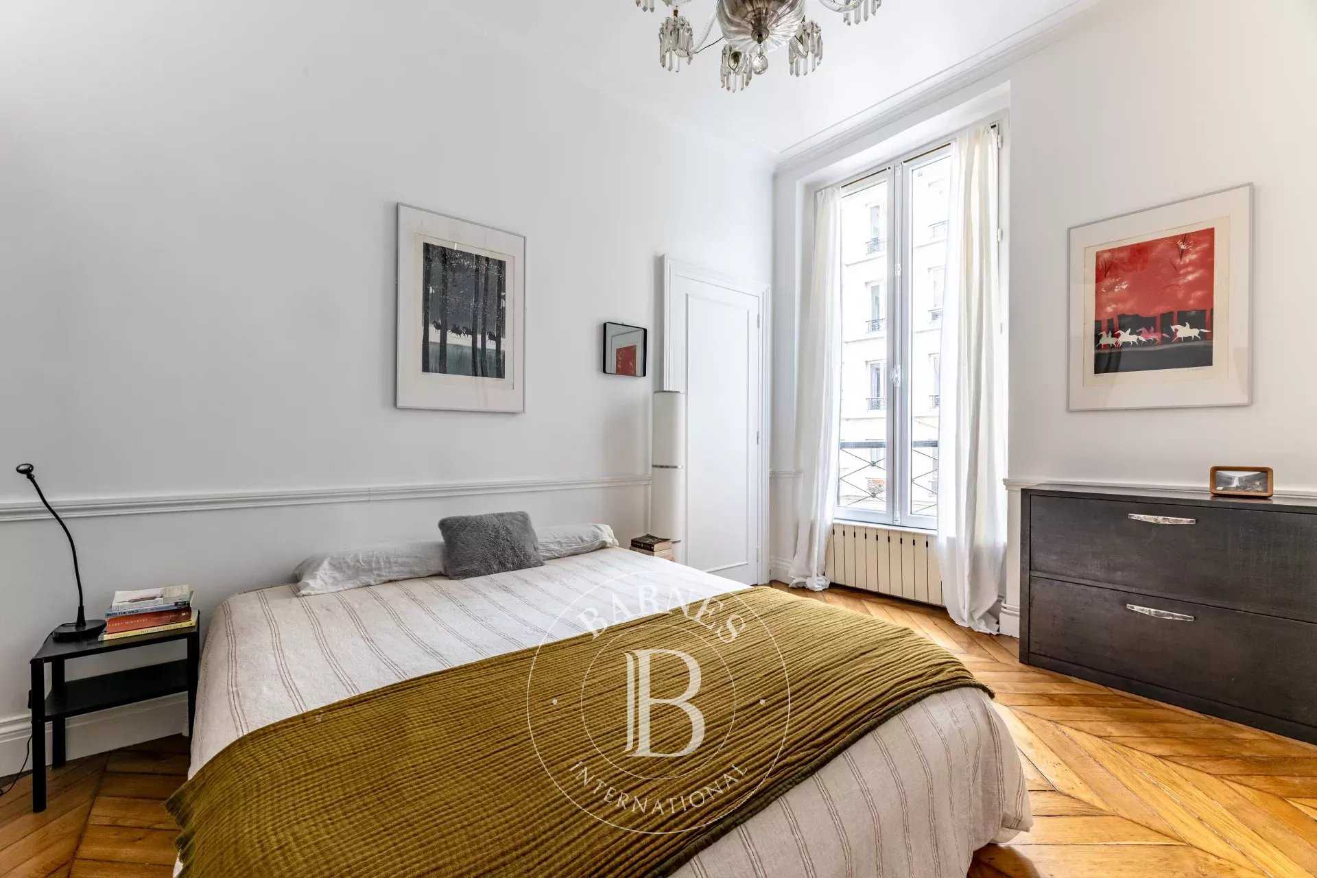 Paris  - Apartment 2 Bedrooms