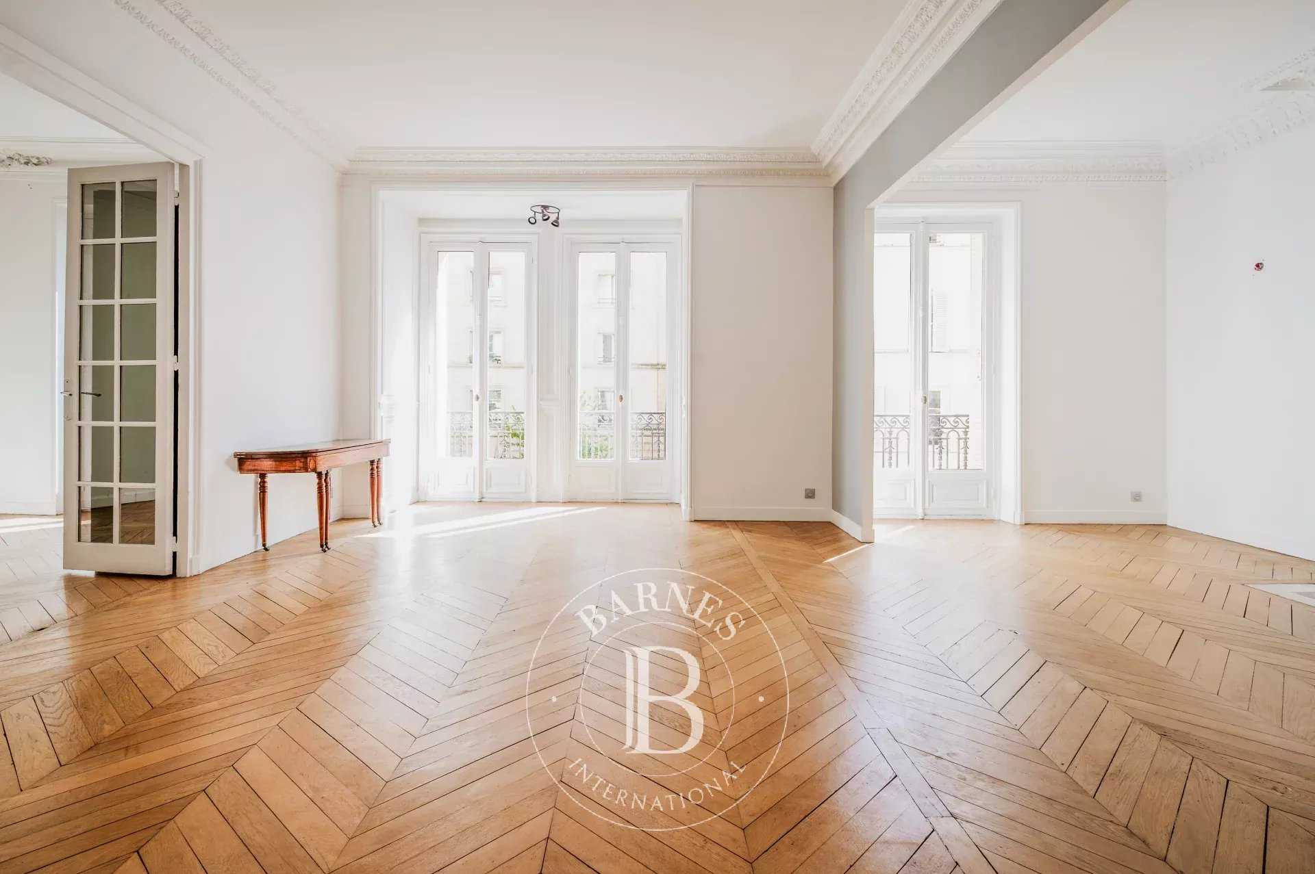 Paris  - Piso 5 Cuartos 3 Habitaciones