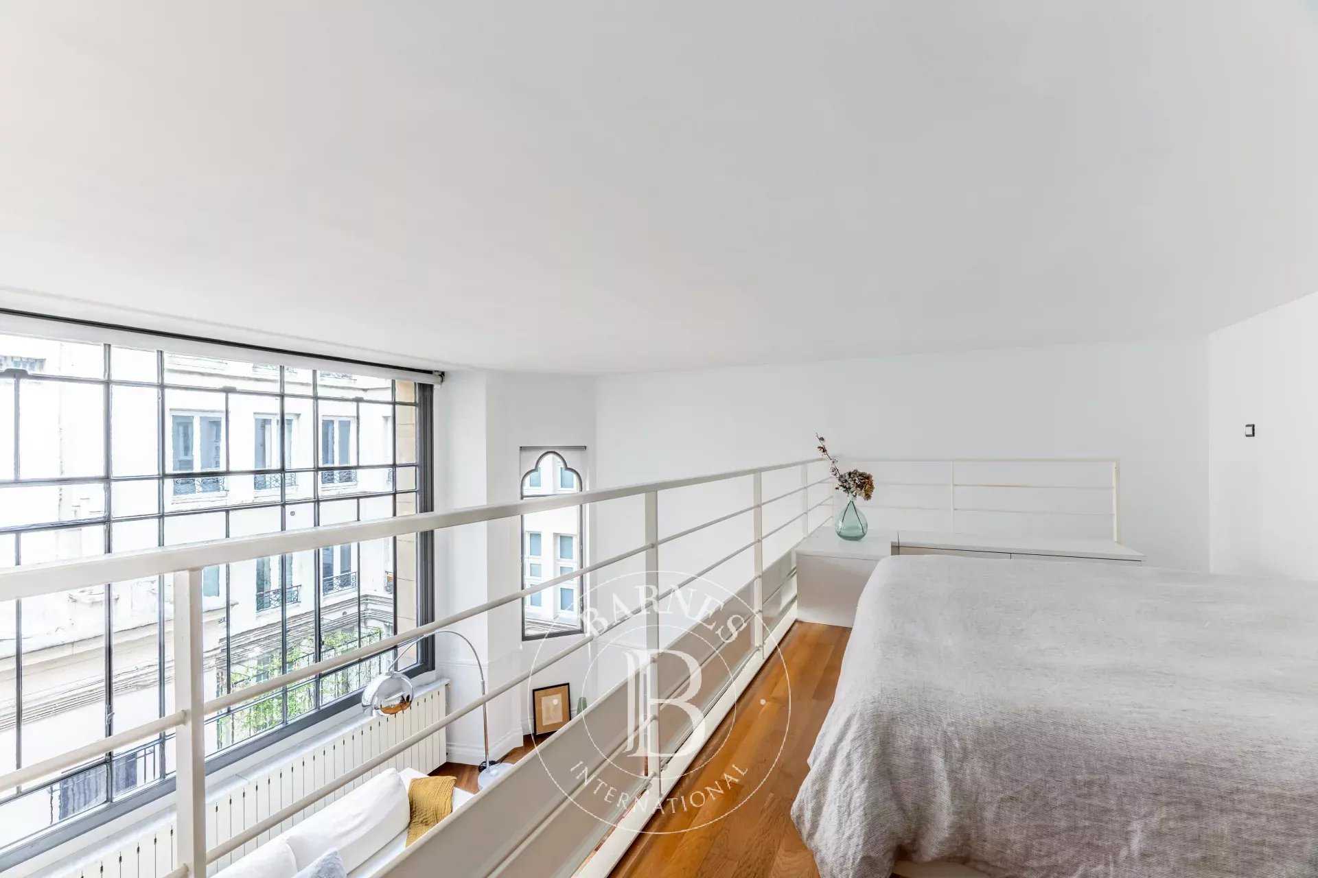 Paris  - Apartment 2 Bedrooms
