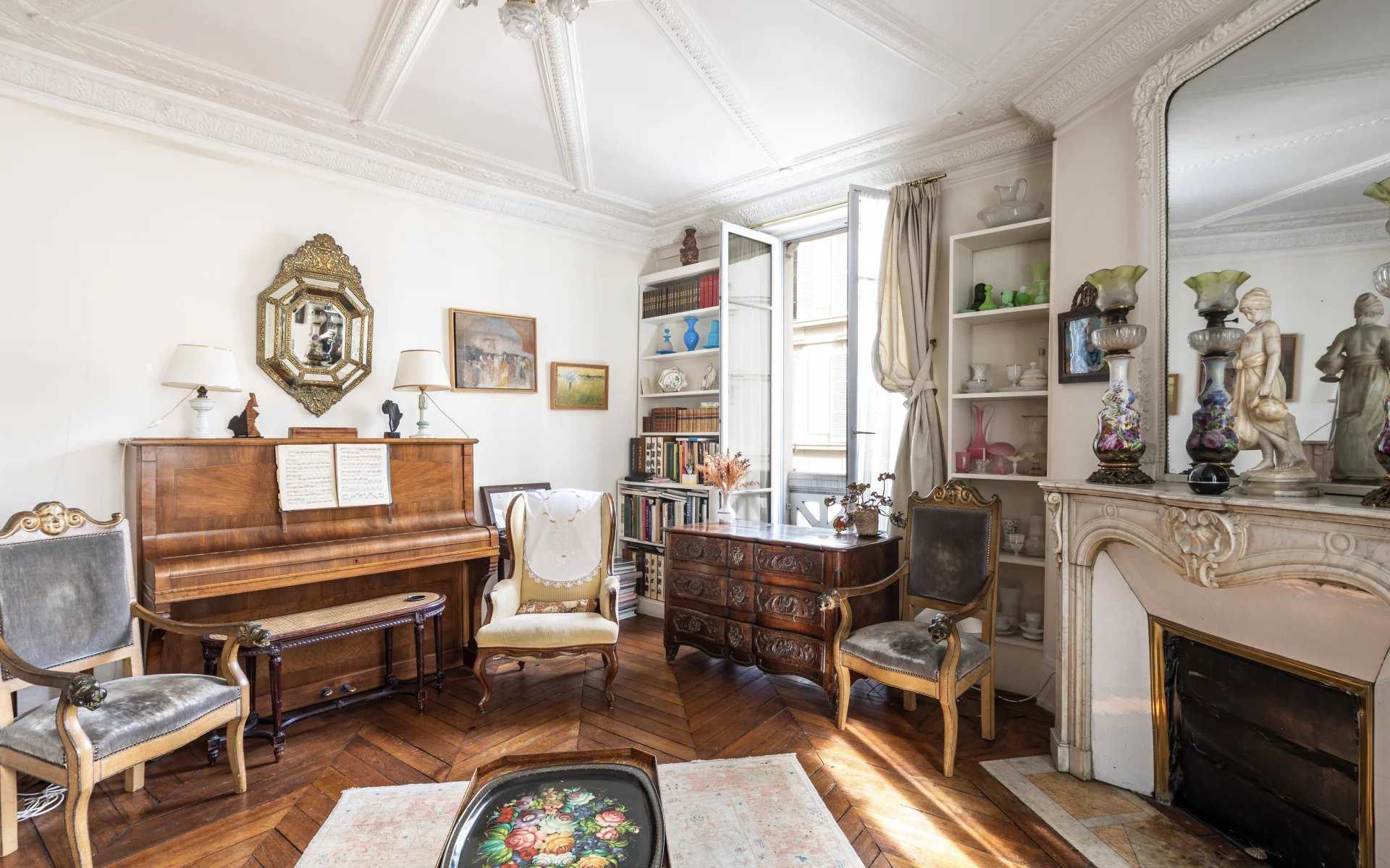 Paris  - Apartment 4 Bedrooms