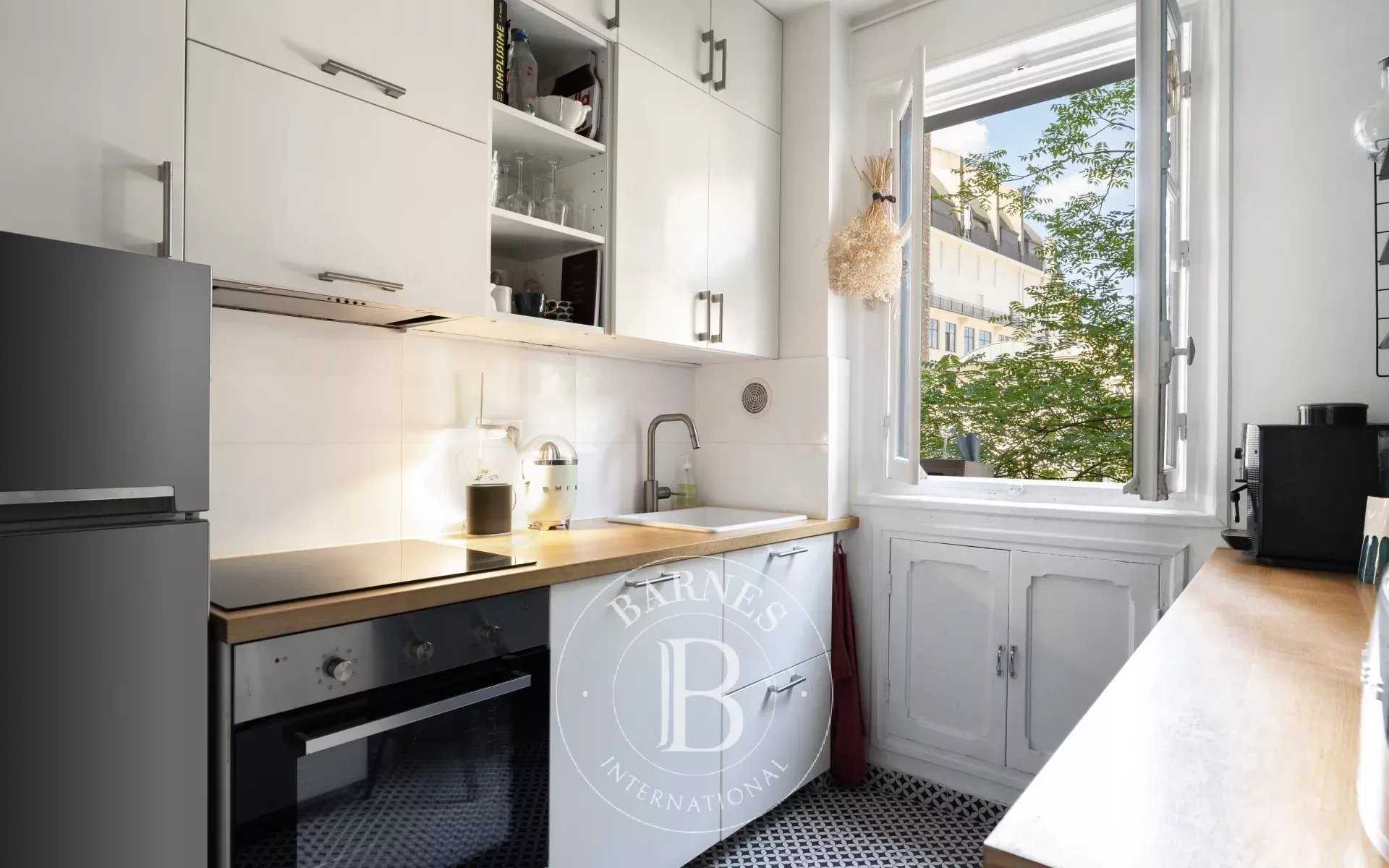 Paris  - Appartement 2 Pi&egrave;ces, 1 Chambre