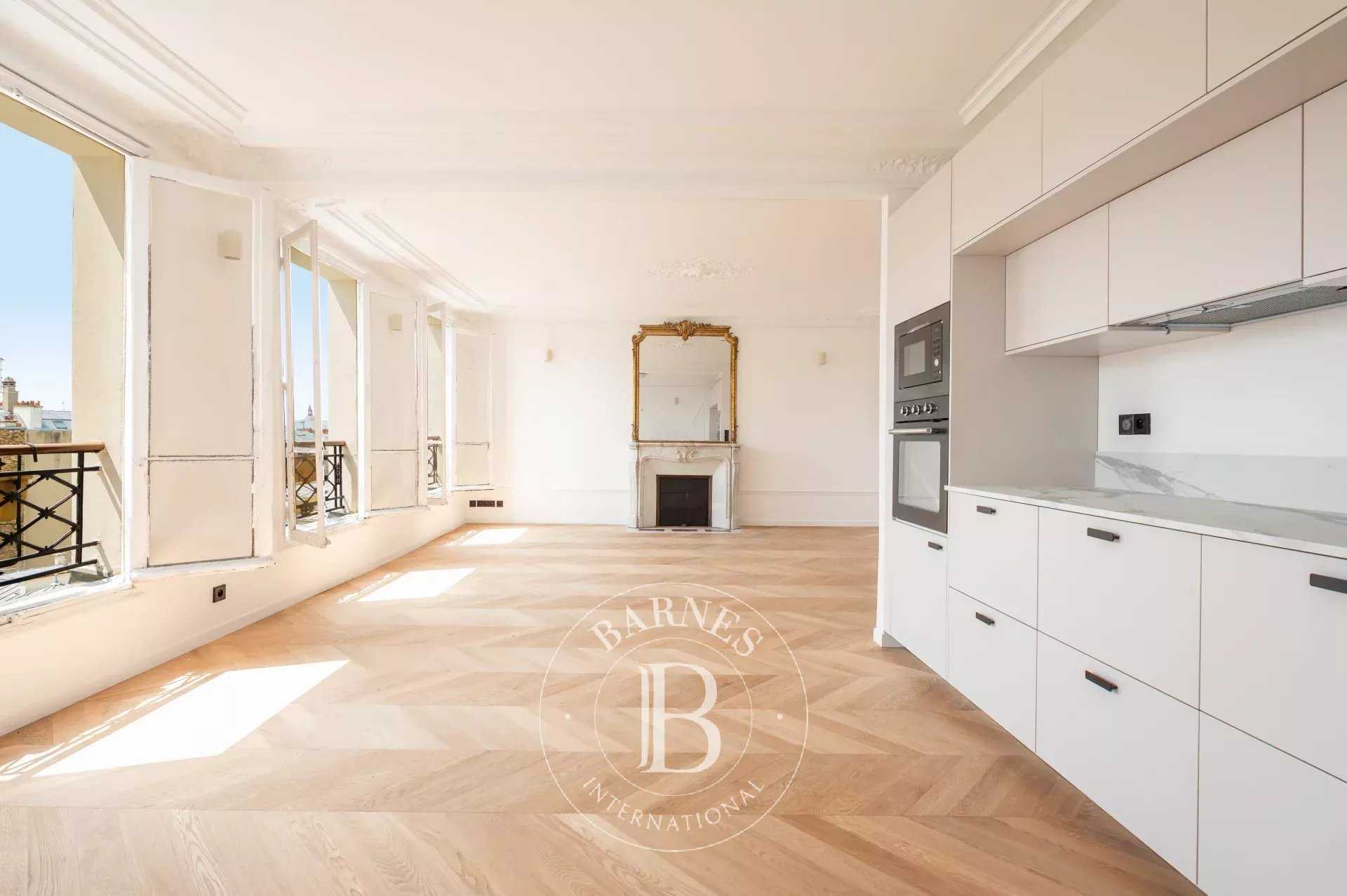 Paris  - Appartement 4 Pièces 3 Chambres